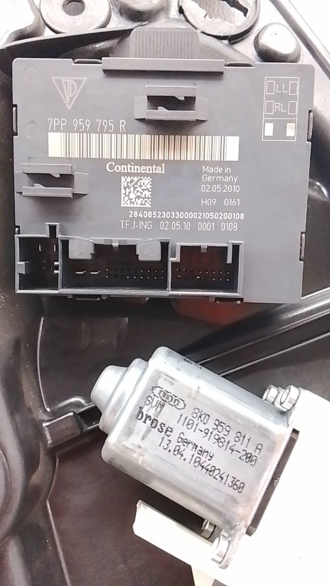 Elevalunas trasero derecho PORSCHE CAYENNE (9PA) 2