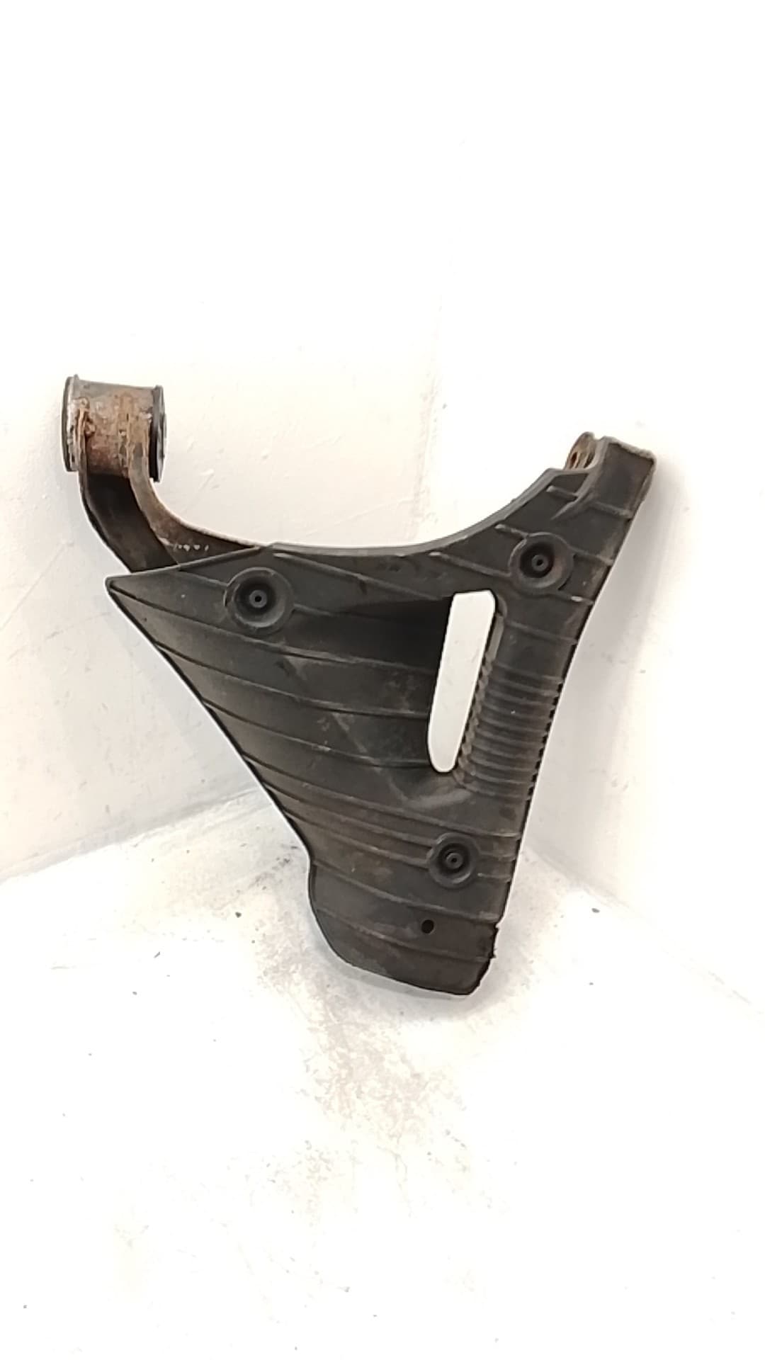 Brazo suspension inferior trasero derecho PORSCHE CAYENNE (9PA) 2