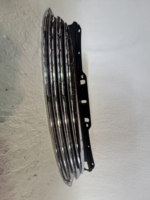 Rejilla delantera MINI CLUBMAN (R55)