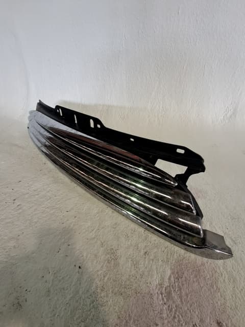 Rejilla delantera MINI CLUBMAN (R55) 3