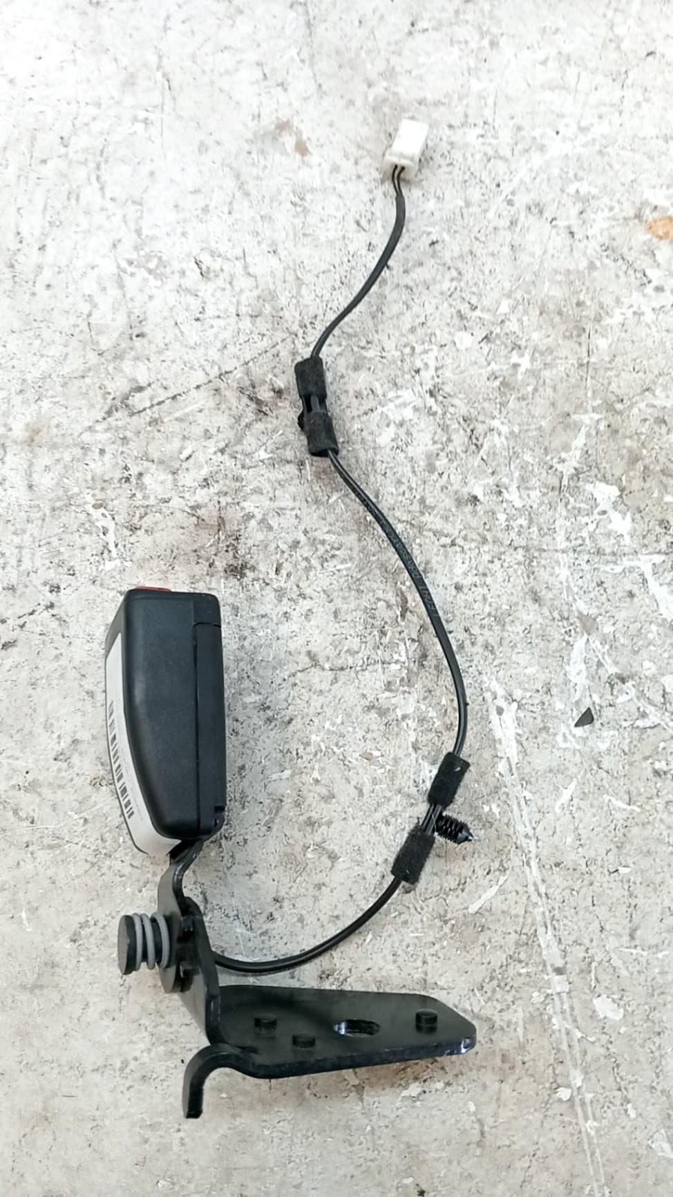 Enganche cinturon trasero derecho PEUGEOT 508 SW 2