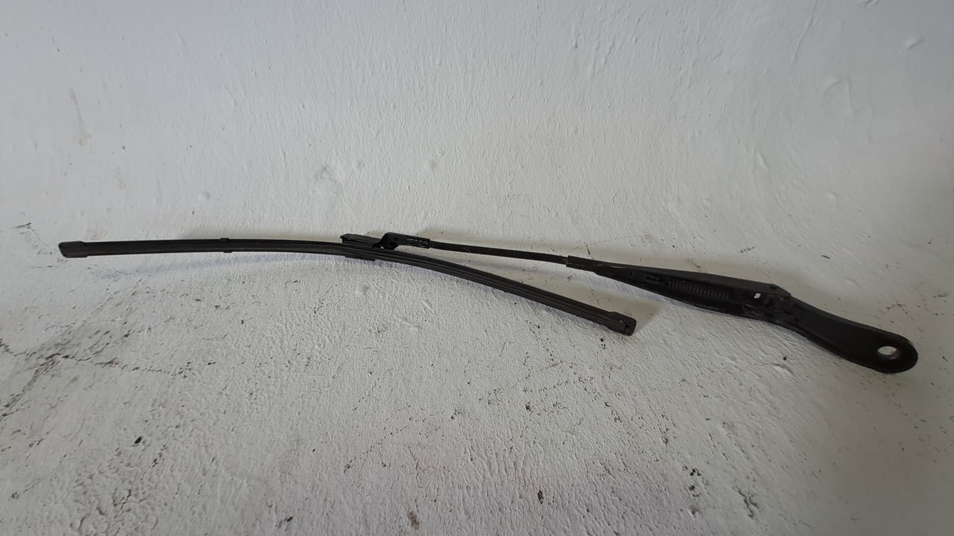 Brazo limpia delantero izquierdo RENAULT TWINGO 2