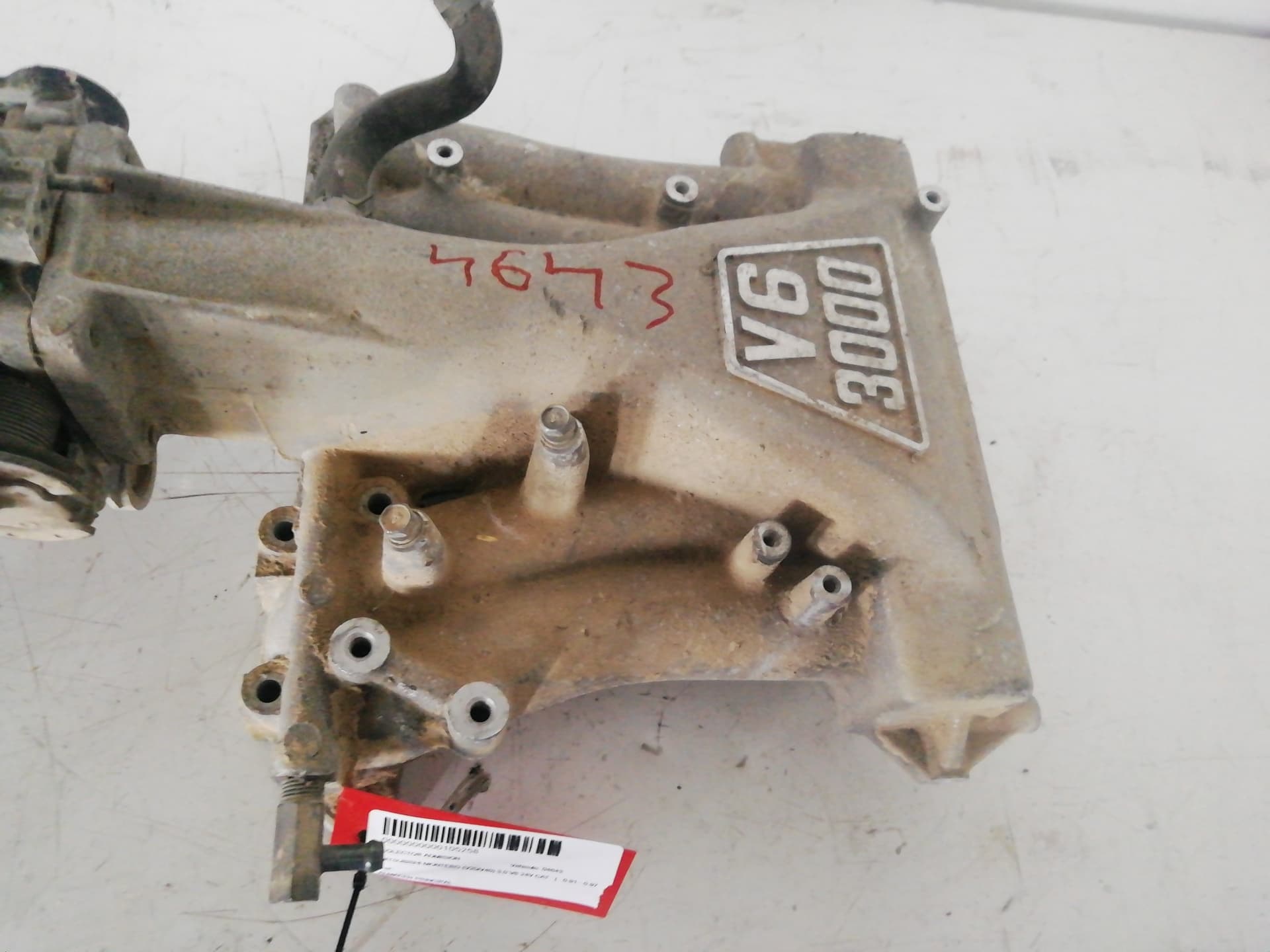 Colector admision MITSUBISHI MONTERO (V20/V40) 2