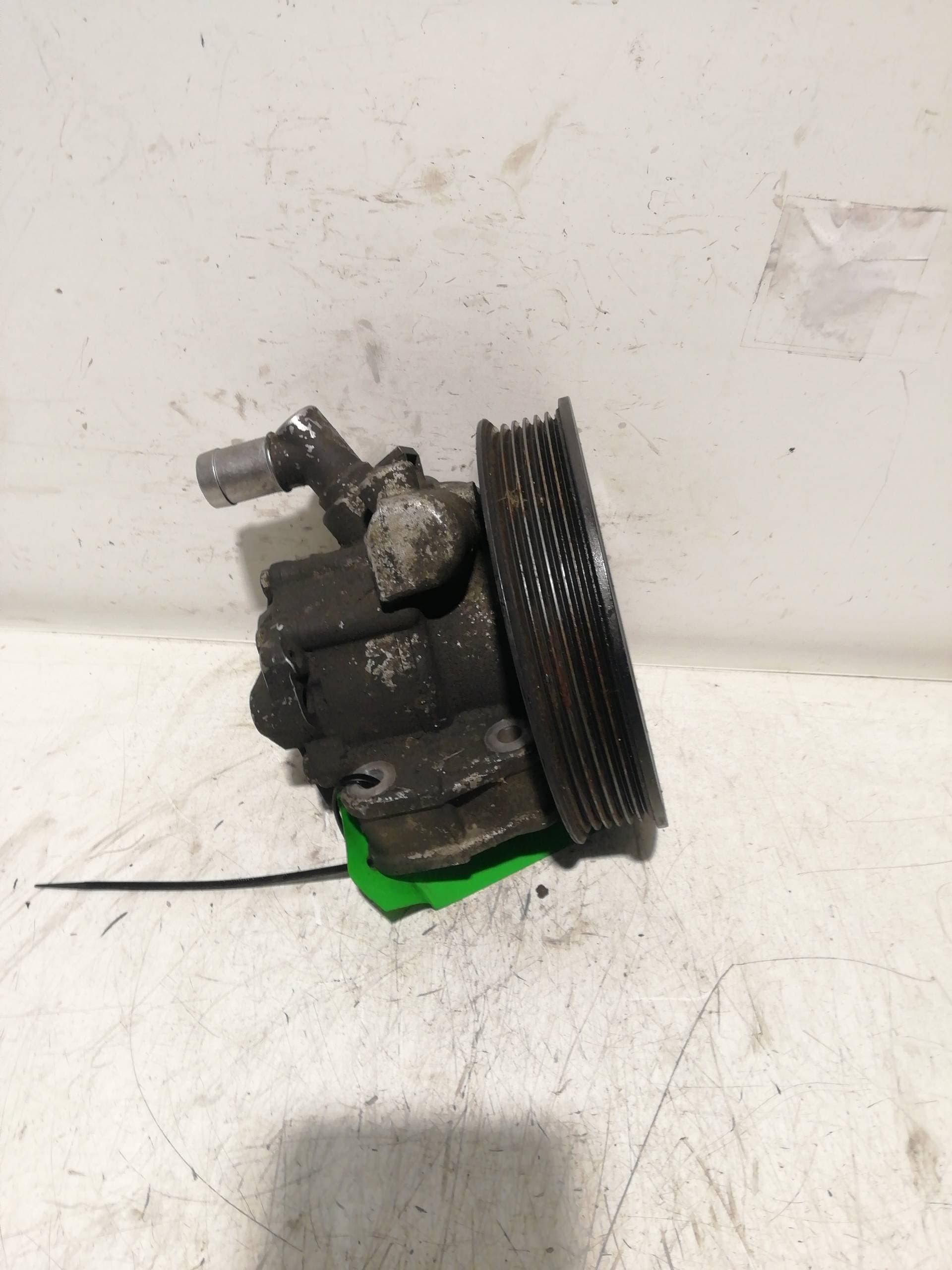 Bomba direccion MERCEDES-BENZ CLASE E (W124) BERLINA 4