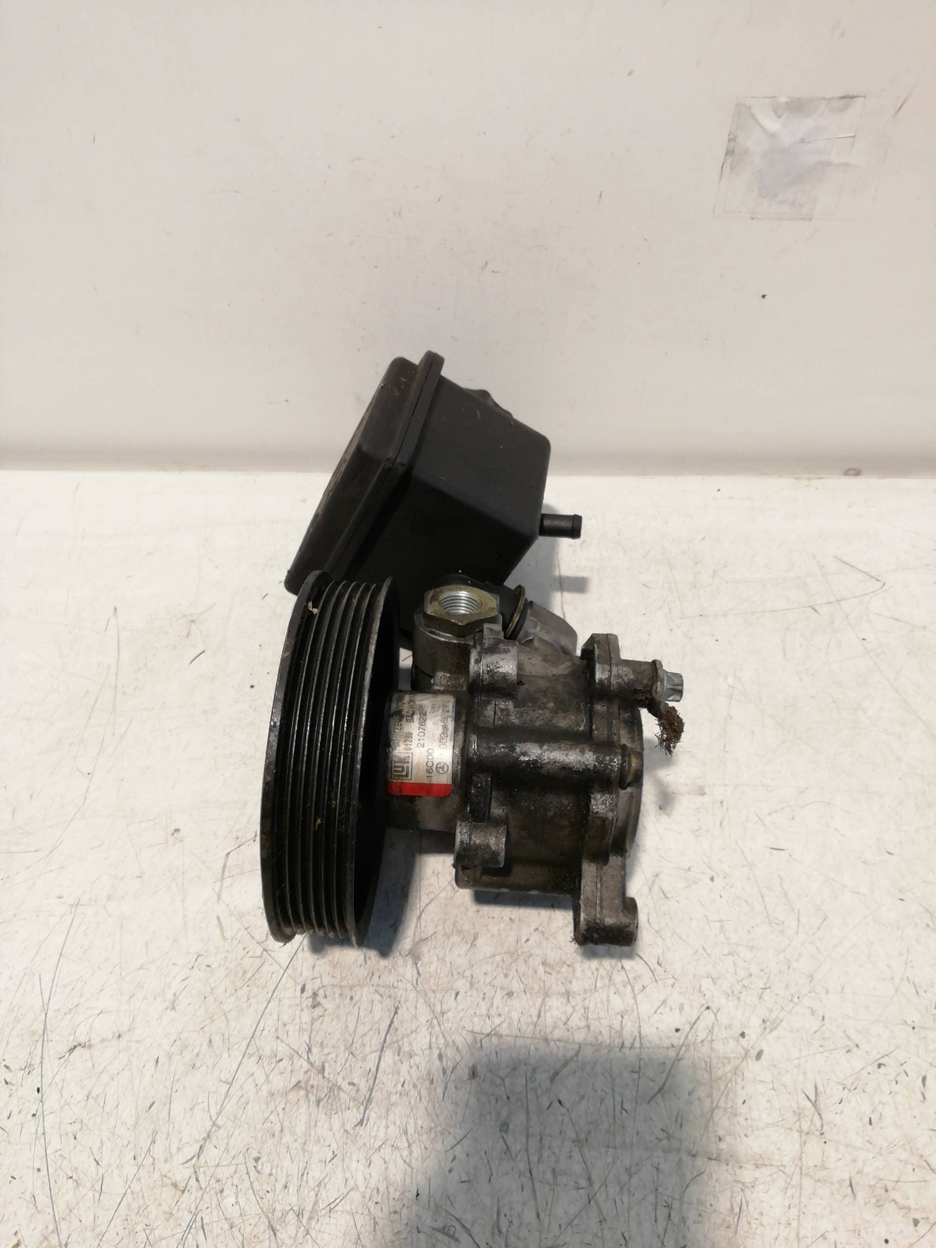 Bomba direccion MERCEDES-BENZ CLASE E (W124) BERLINA 2