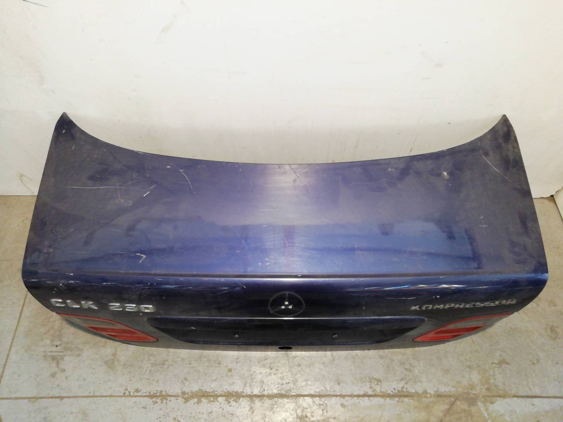 Porton trasero MERCEDES-BENZ CLASE E (W124) BERLINA 4