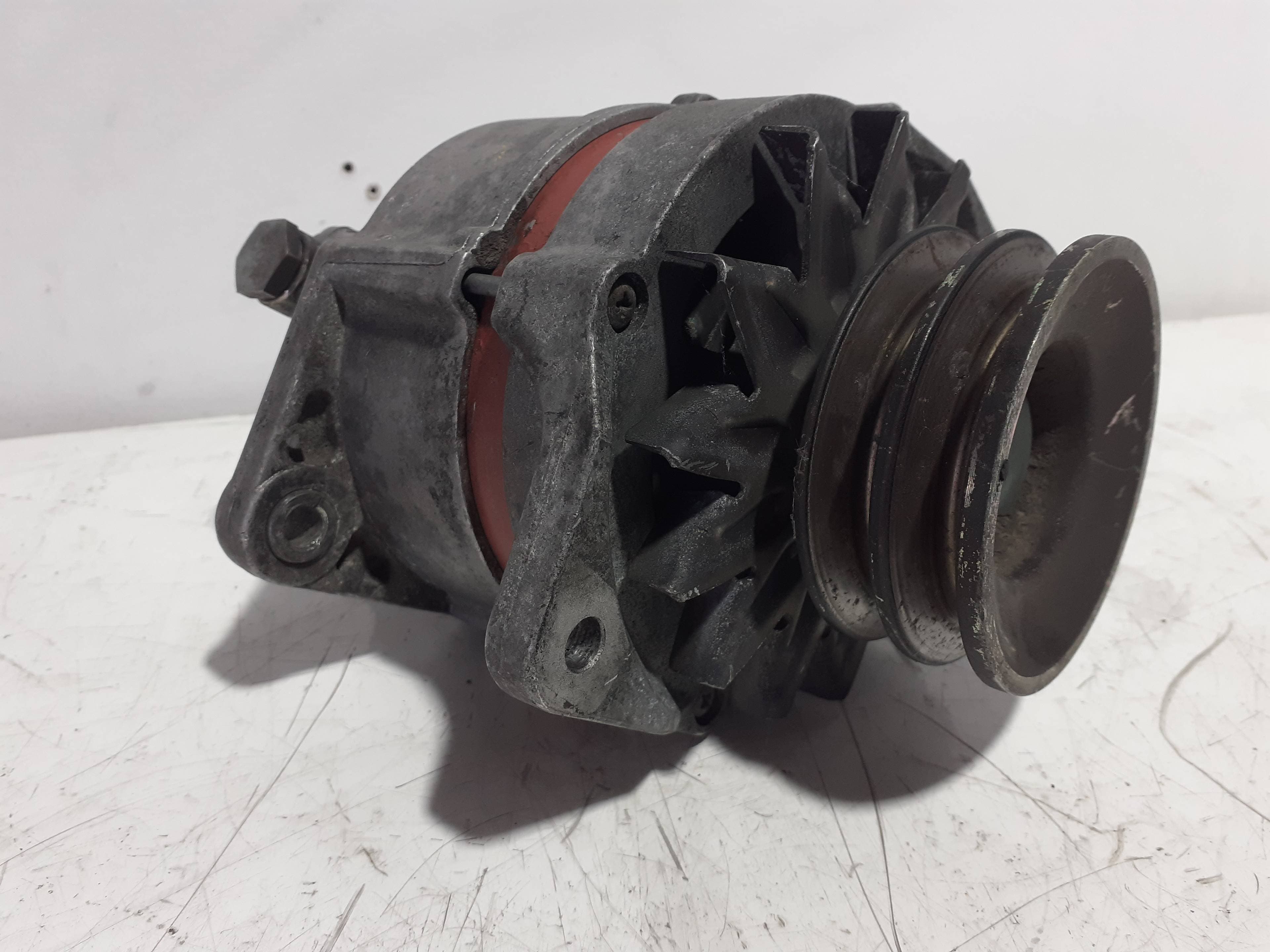 Alternador NISSAN MICRA (K11) 4