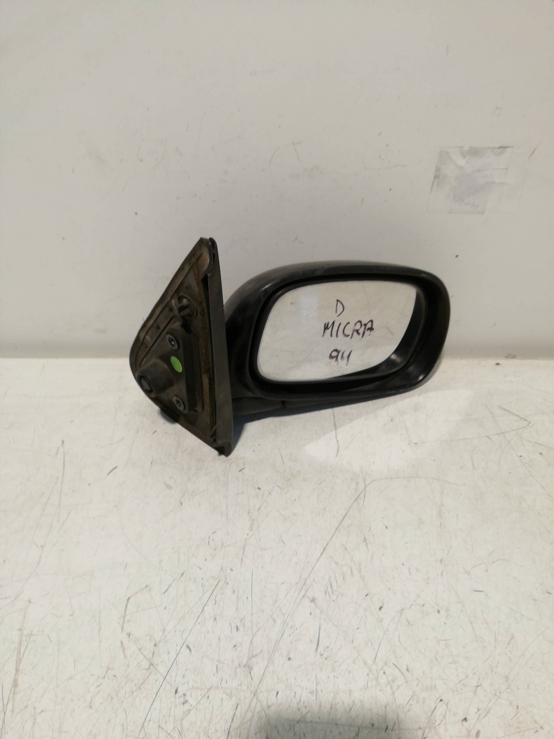 Retrovisor derecho NISSAN MICRA (K11)