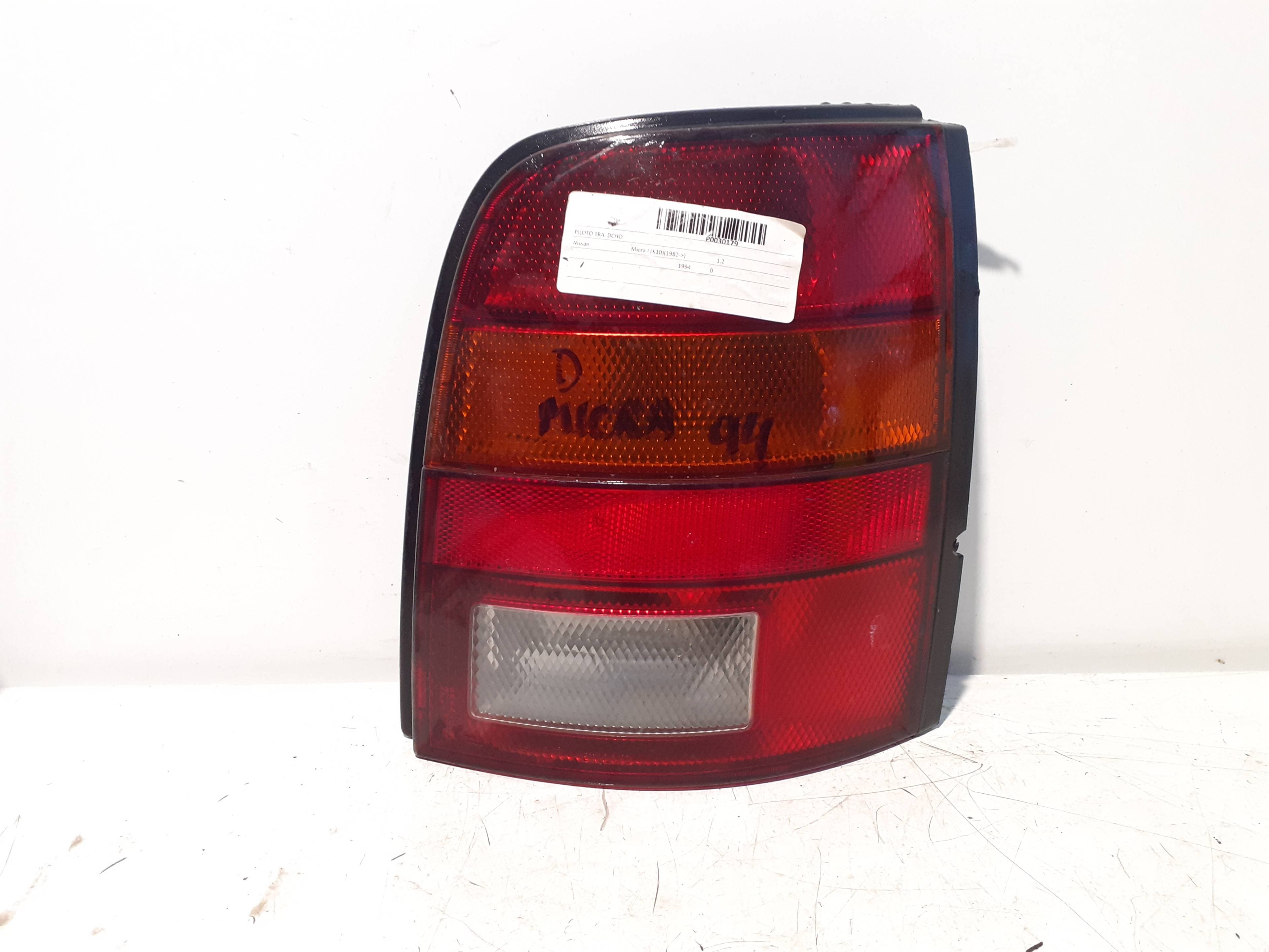 Piloto trasero derecho NISSAN MICRA (K11)