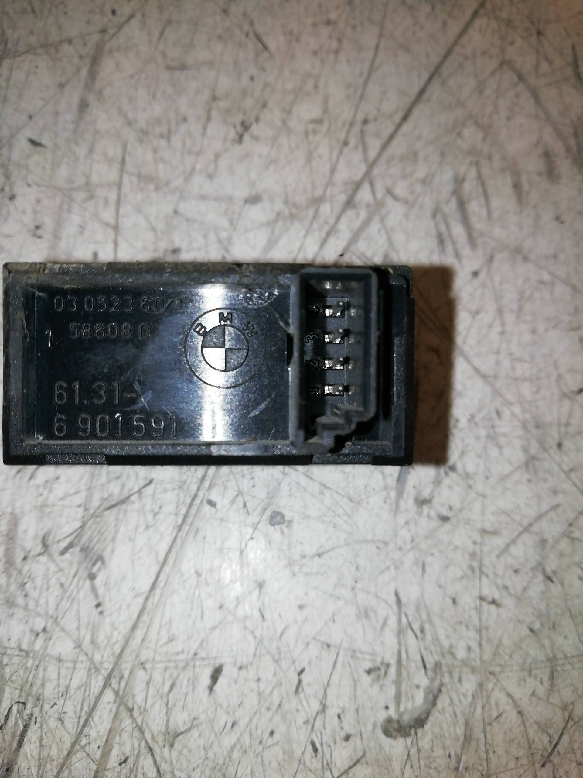 Interruptor BMW SERIE 3 BERLINA (E30) 2