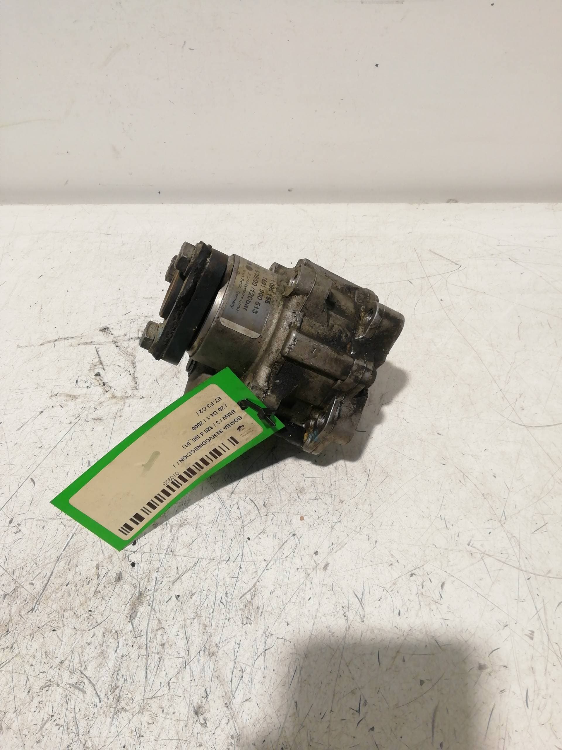 Bomba direccion BMW SERIE 3 BERLINA (E30) 5