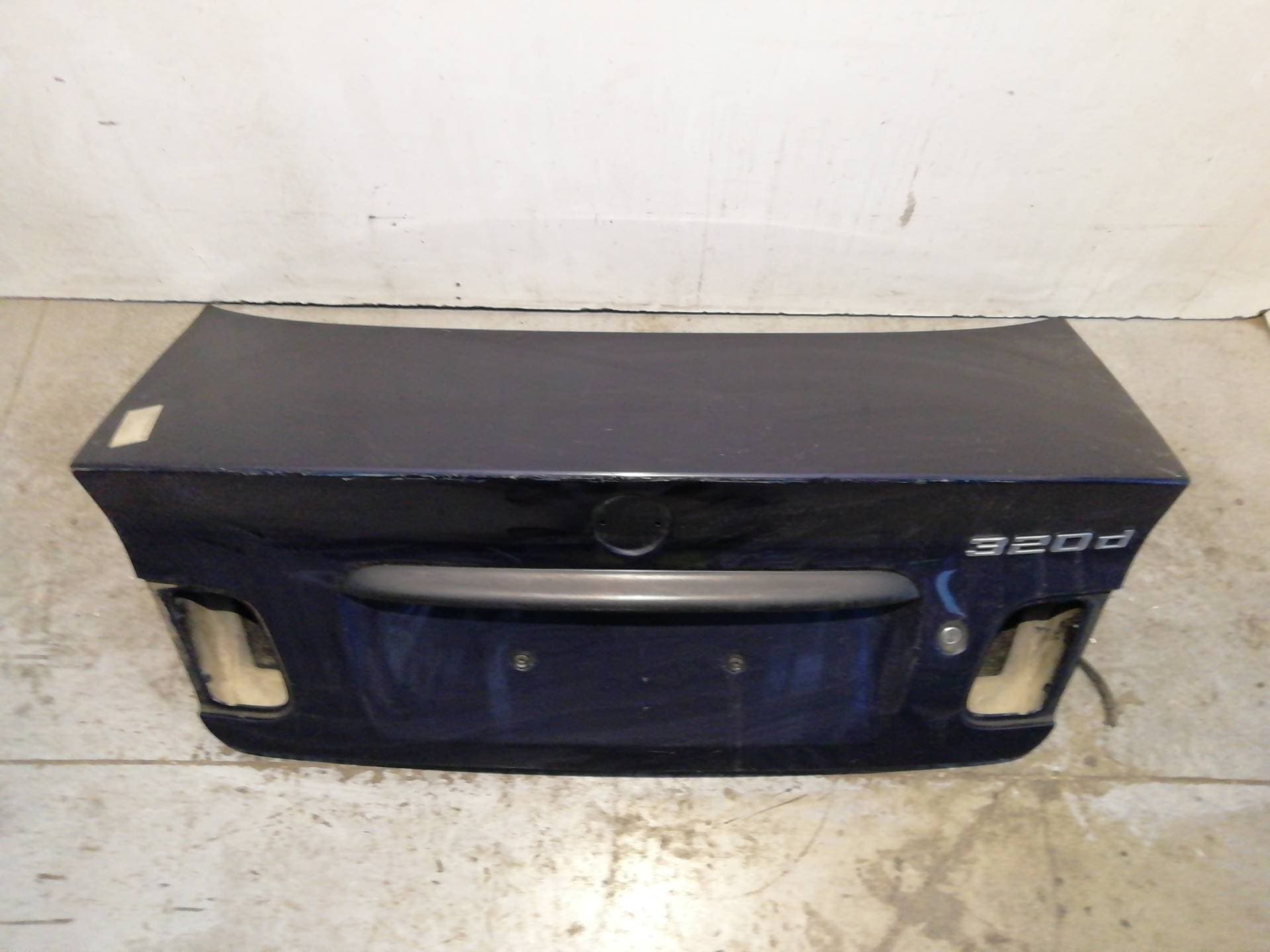 Porton trasero BMW SERIE 3 BERLINA (E30)