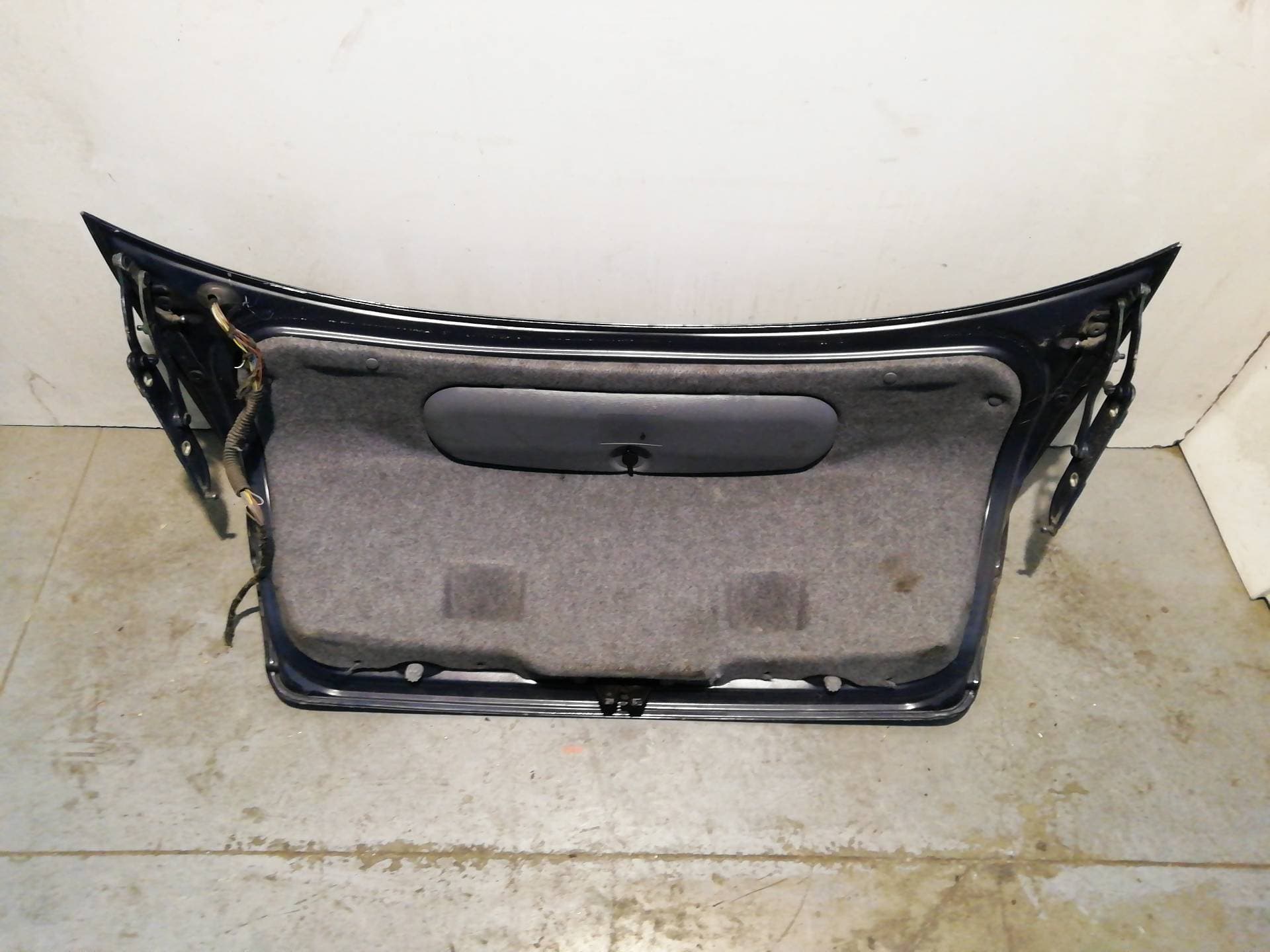Porton trasero BMW SERIE 3 BERLINA (E30) 2