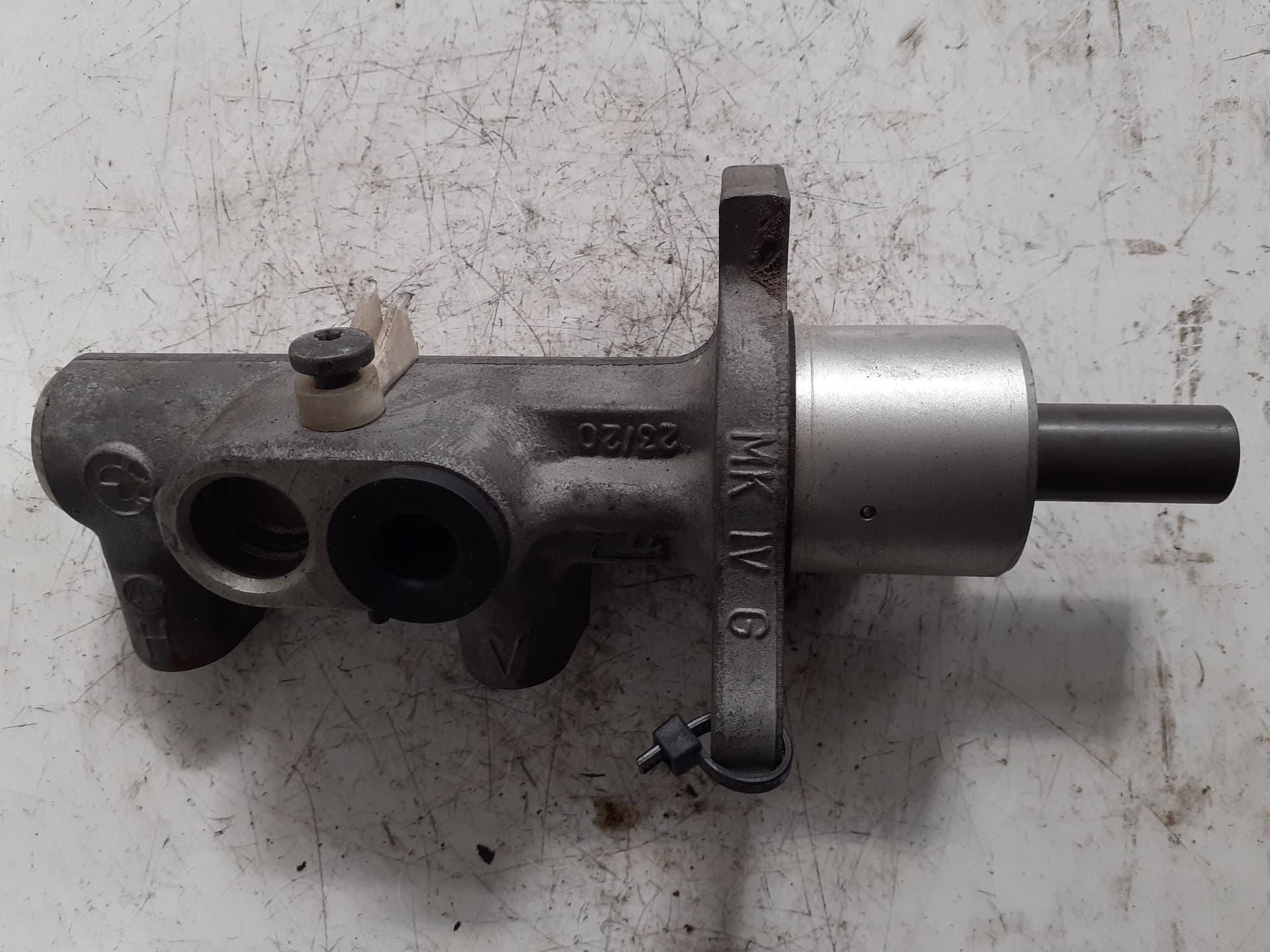 Bomba freno BMW SERIE 3 BERLINA (E30) 2