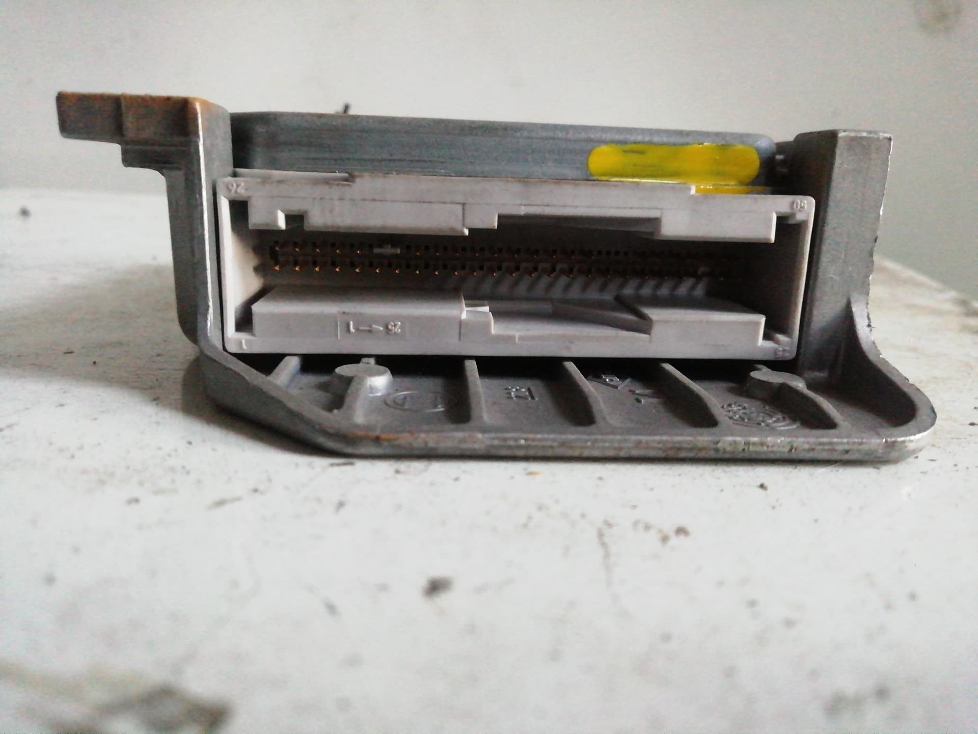 Centralita airbag BMW SERIE 3 BERLINA (E30) 2