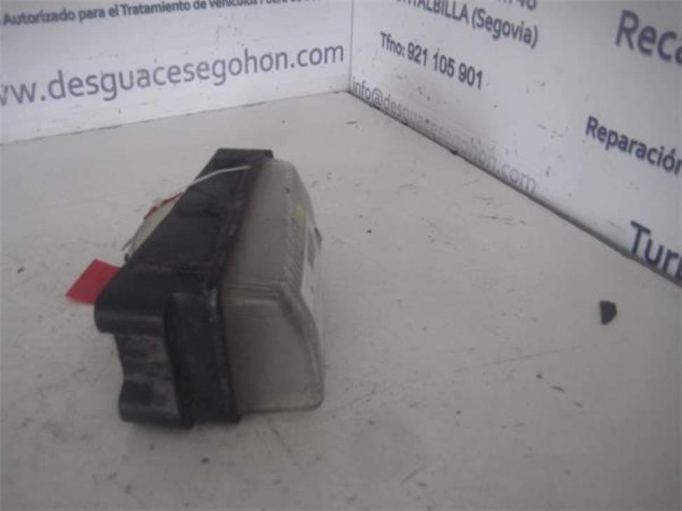 Faro antiniebla derecho BMW SERIE 3 BERLINA (E30) 2