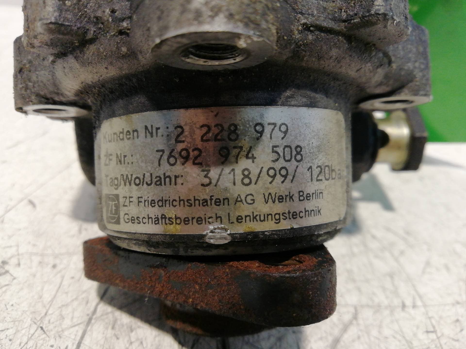 Bomba direccion BMW SERIE 3 BERLINA (E30)