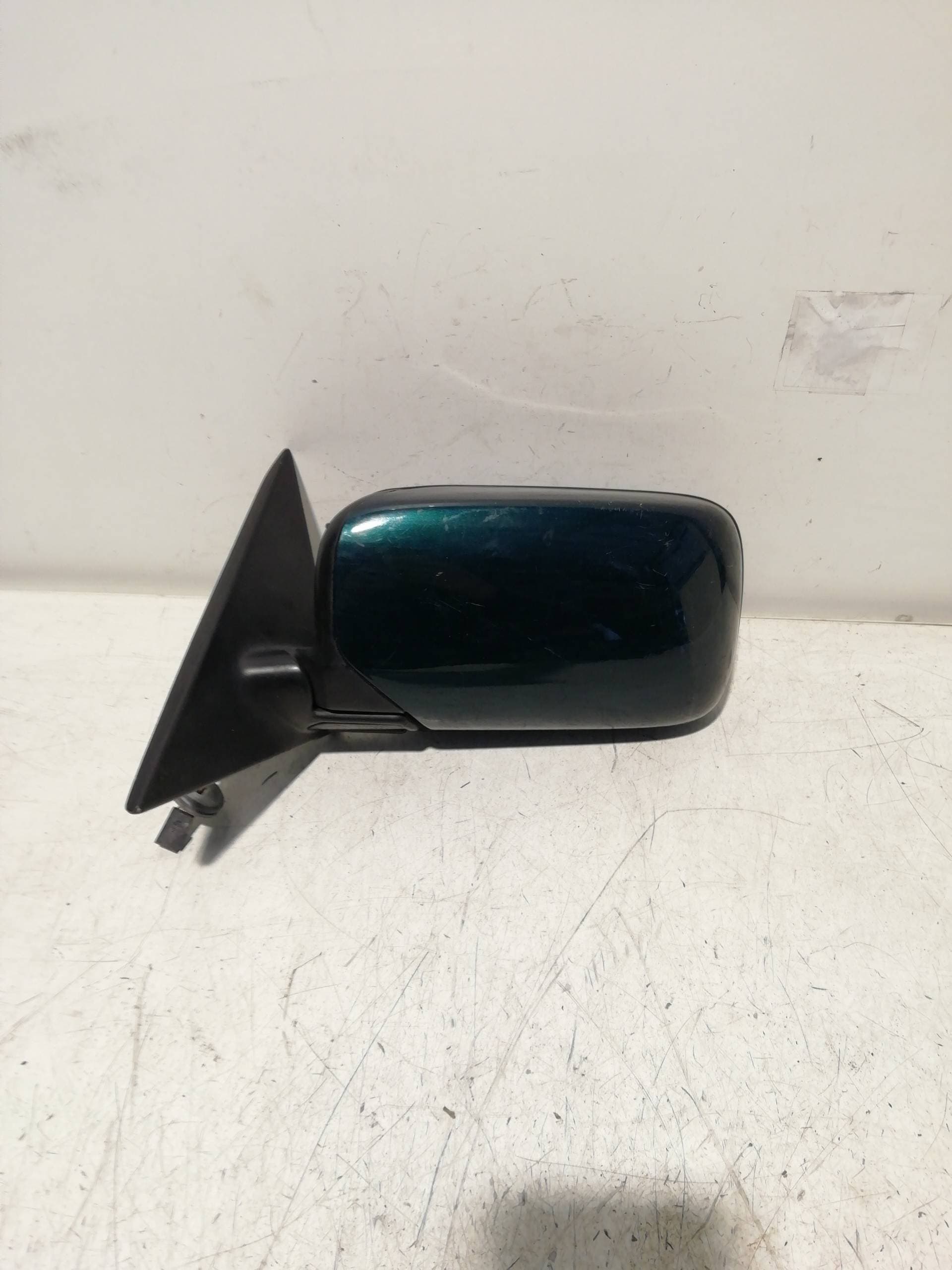 Retrovisor izquierdo BMW SERIE 3 BERLINA (E30) 2