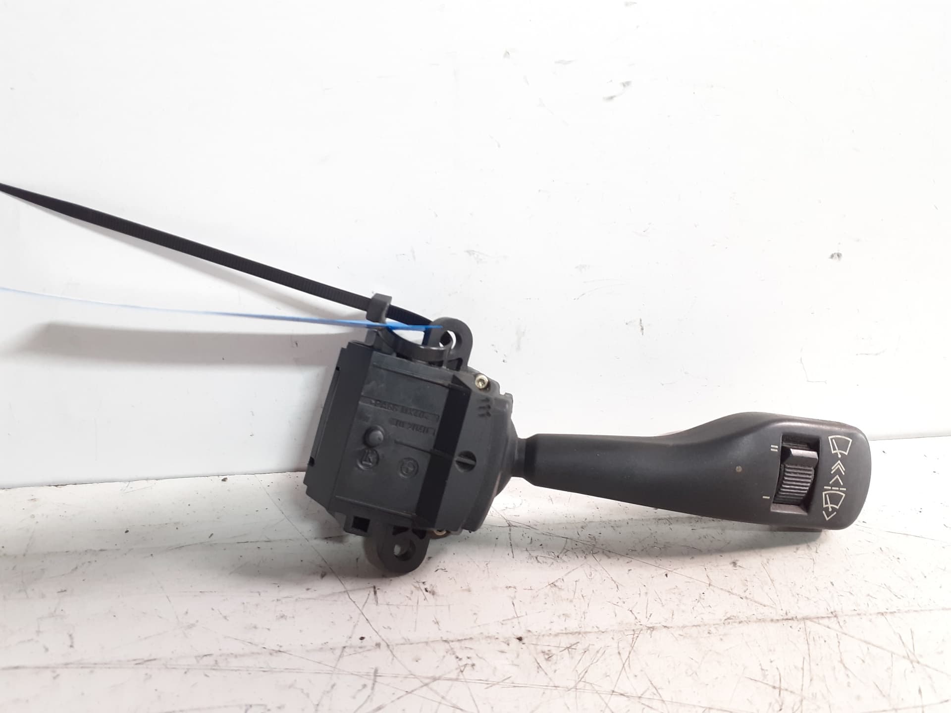 Mando limpia BMW SERIE 3 BERLINA (E30)