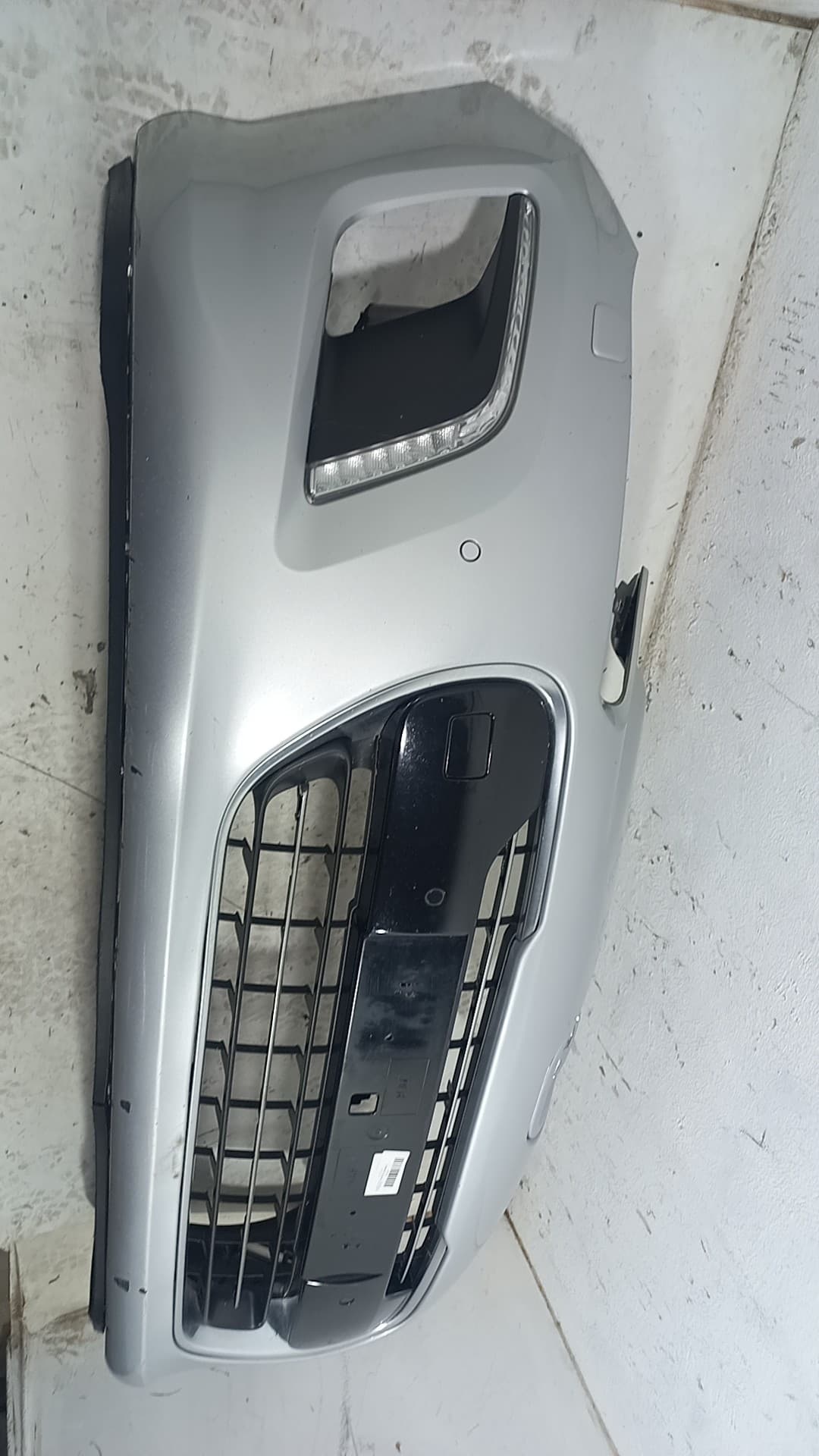 Paragolpes delantero PEUGEOT 308 3