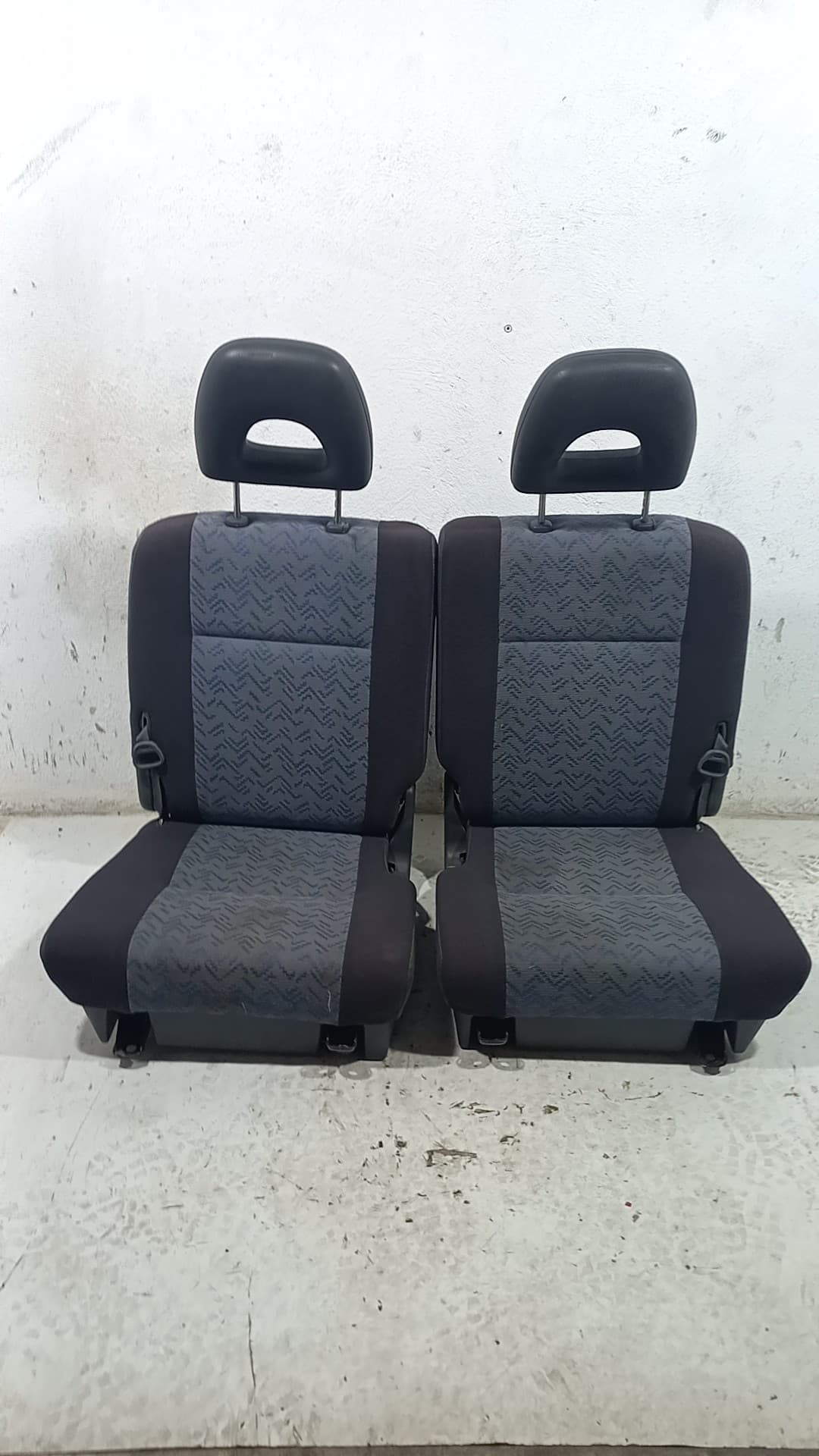 Cerradura asientos traseros TOYOTA RAV 4 FUNCRUISER (A1)
