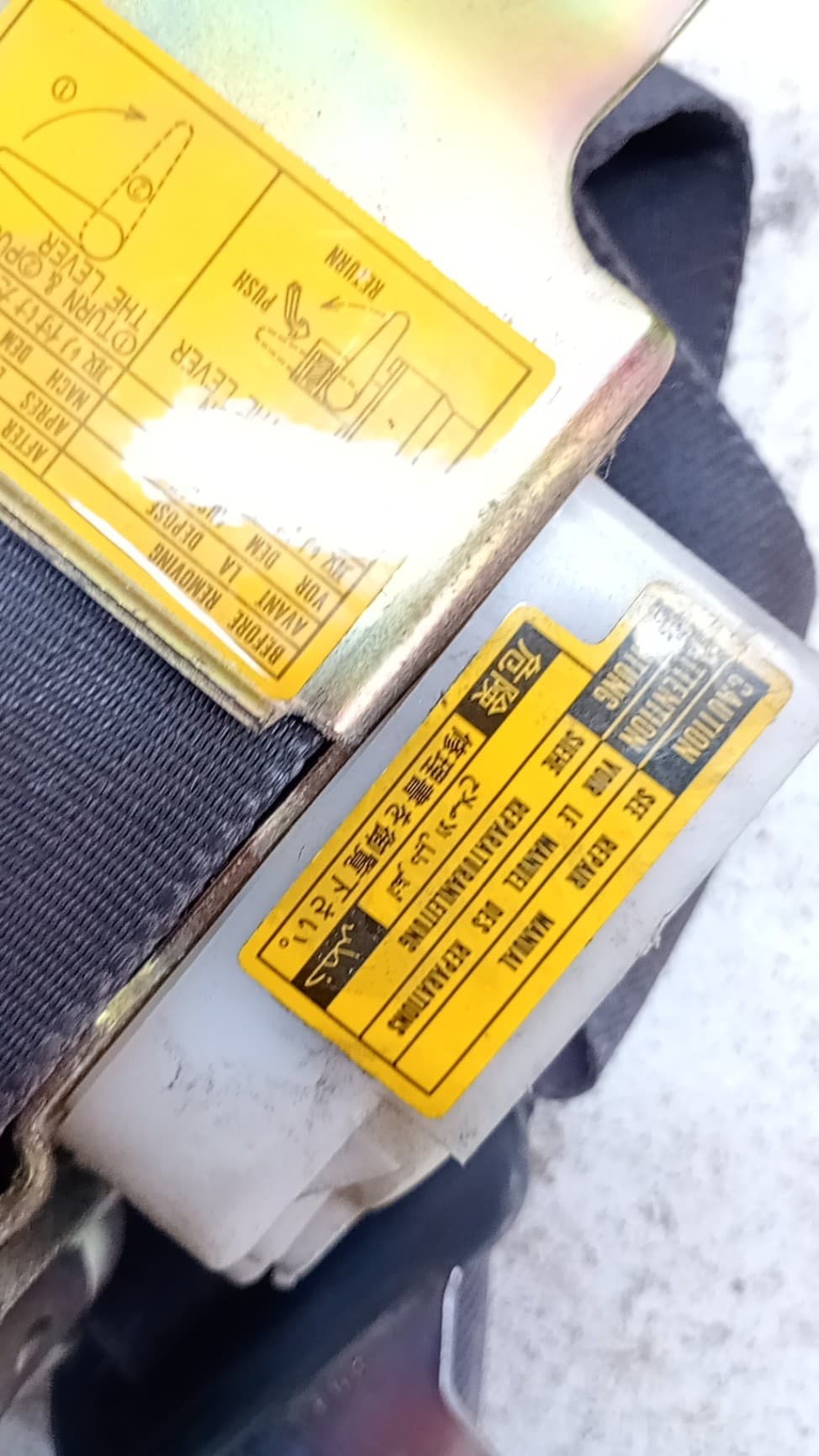 Cinturon seguridad delantero izquierdo TOYOTA RAV 4 FUNCRUISER (A1) 3