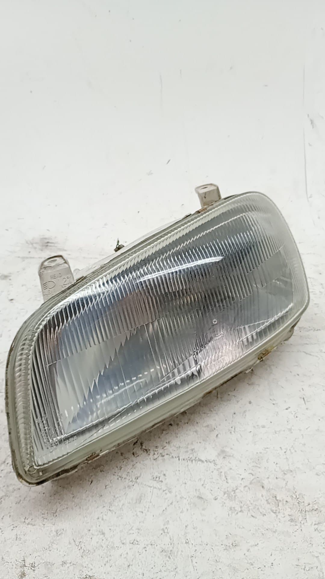 Faro izquierdo TOYOTA RAV 4 FUNCRUISER (A1)