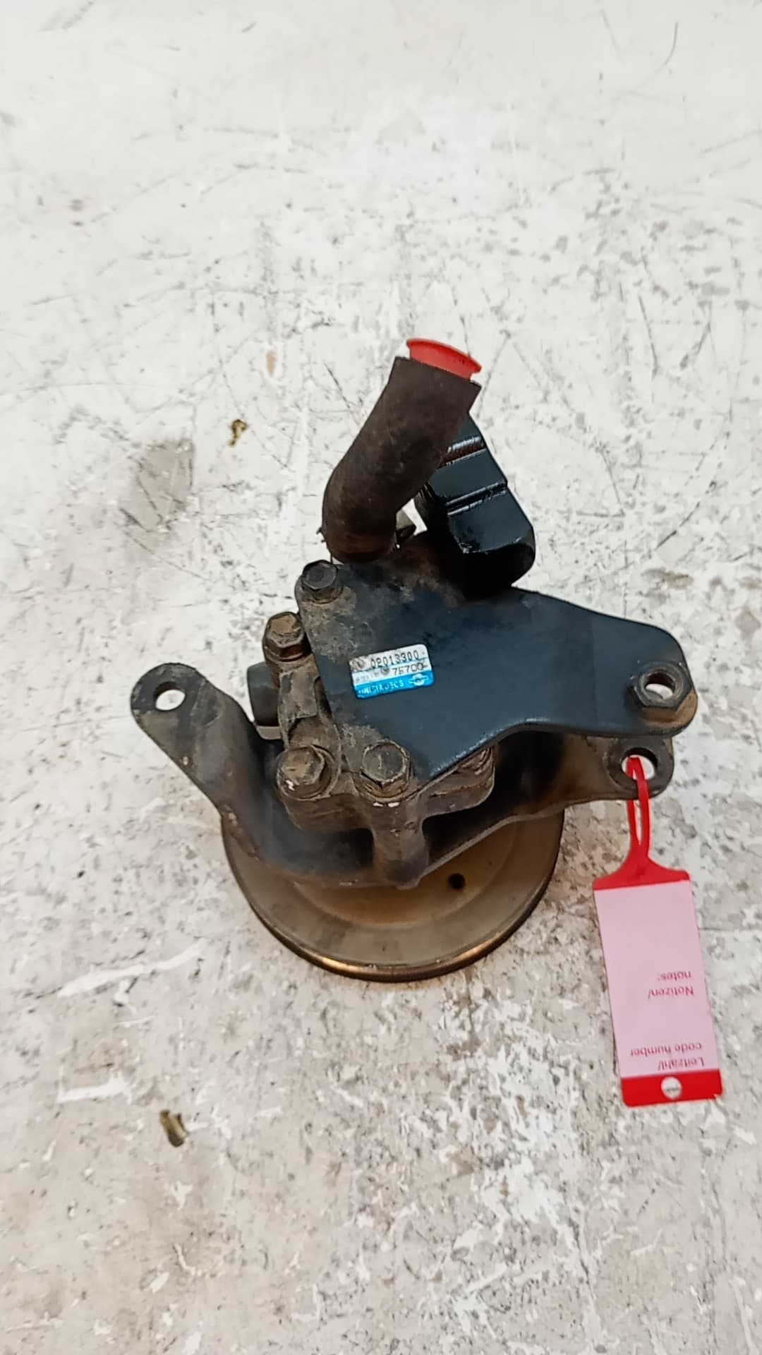 Bomba direccion NISSAN TERRANO II (R20) 2