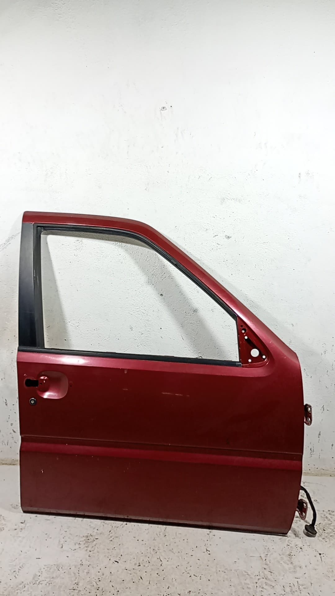 Puerta delantera derecha NISSAN TERRANO II (R20)