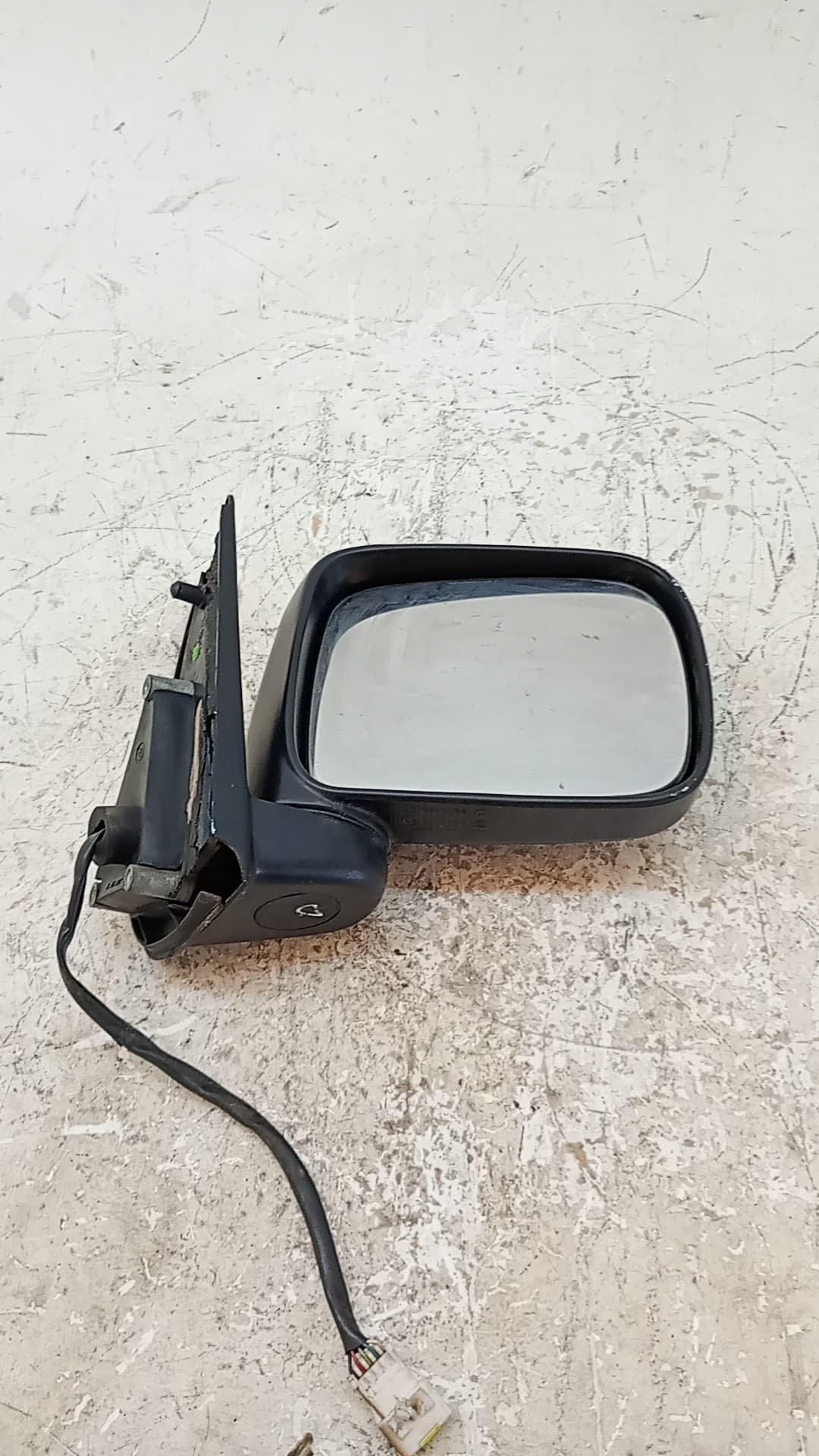 Retrovisor derecho NISSAN TERRANO II (R20)