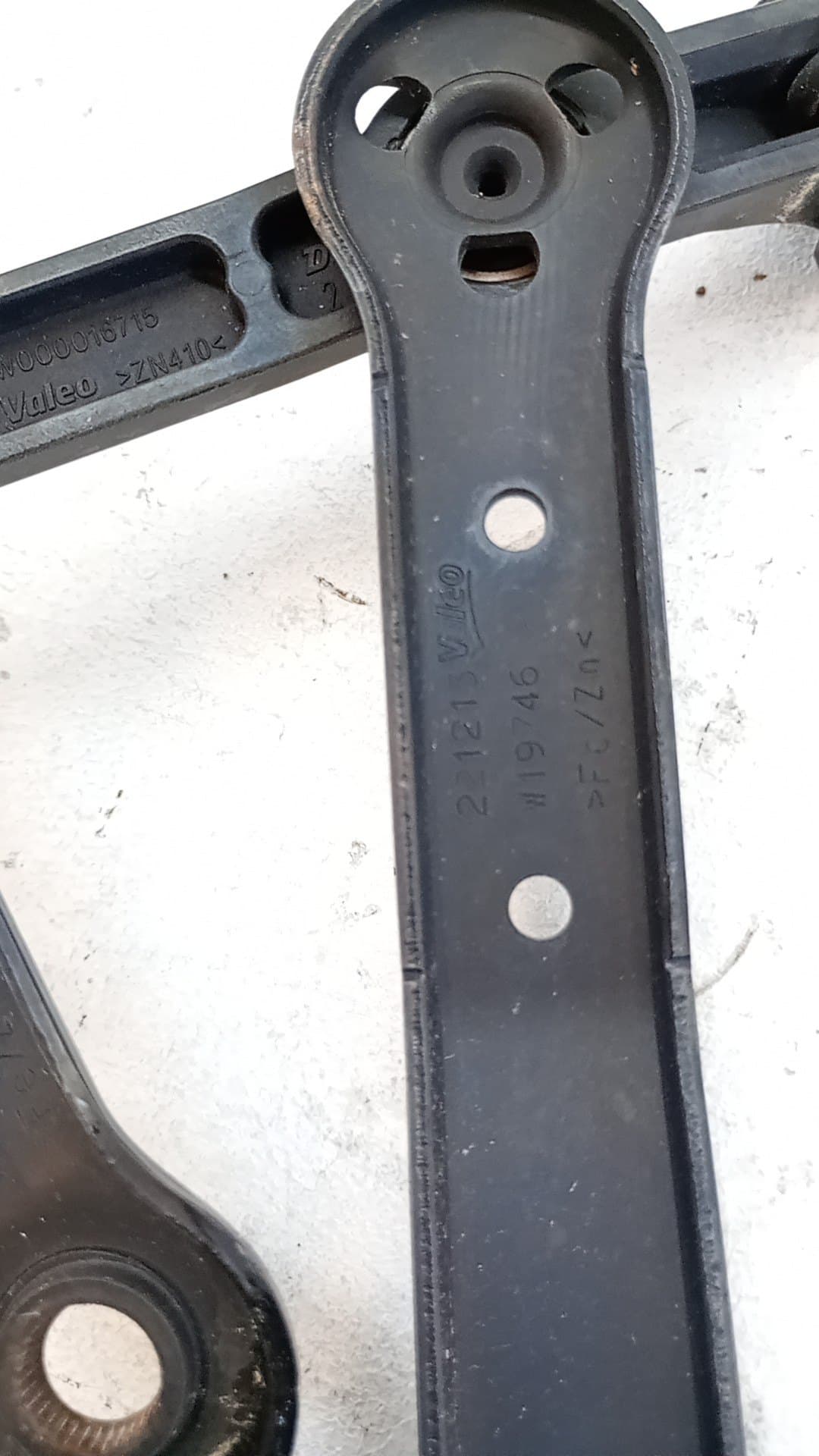 Brazo limpia delantero derecho MERCEDES-BENZ CLASE A (W168)