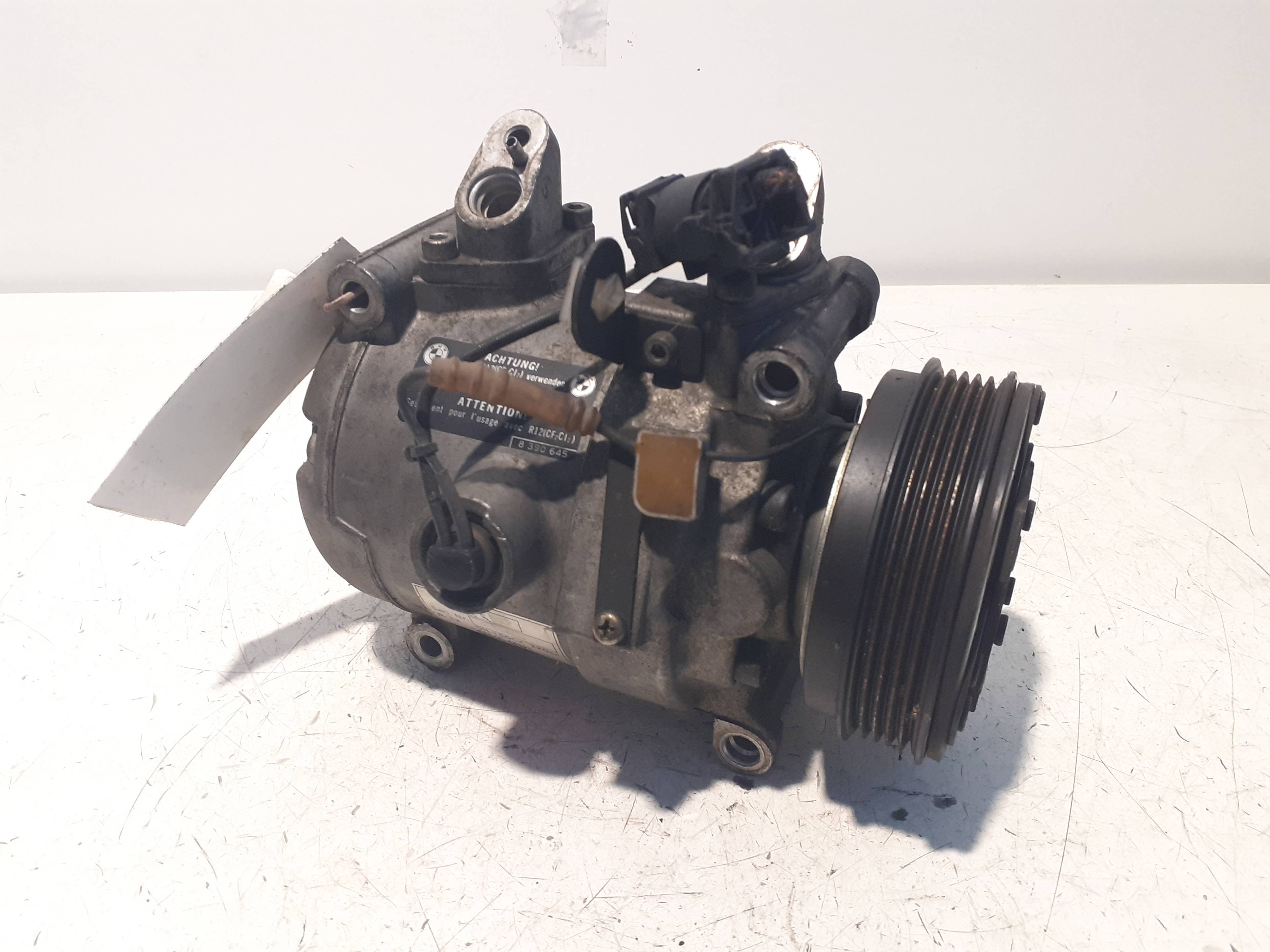 Recambio BMW SERIE 5 BERLINA (E34) ref. 64528390340 4