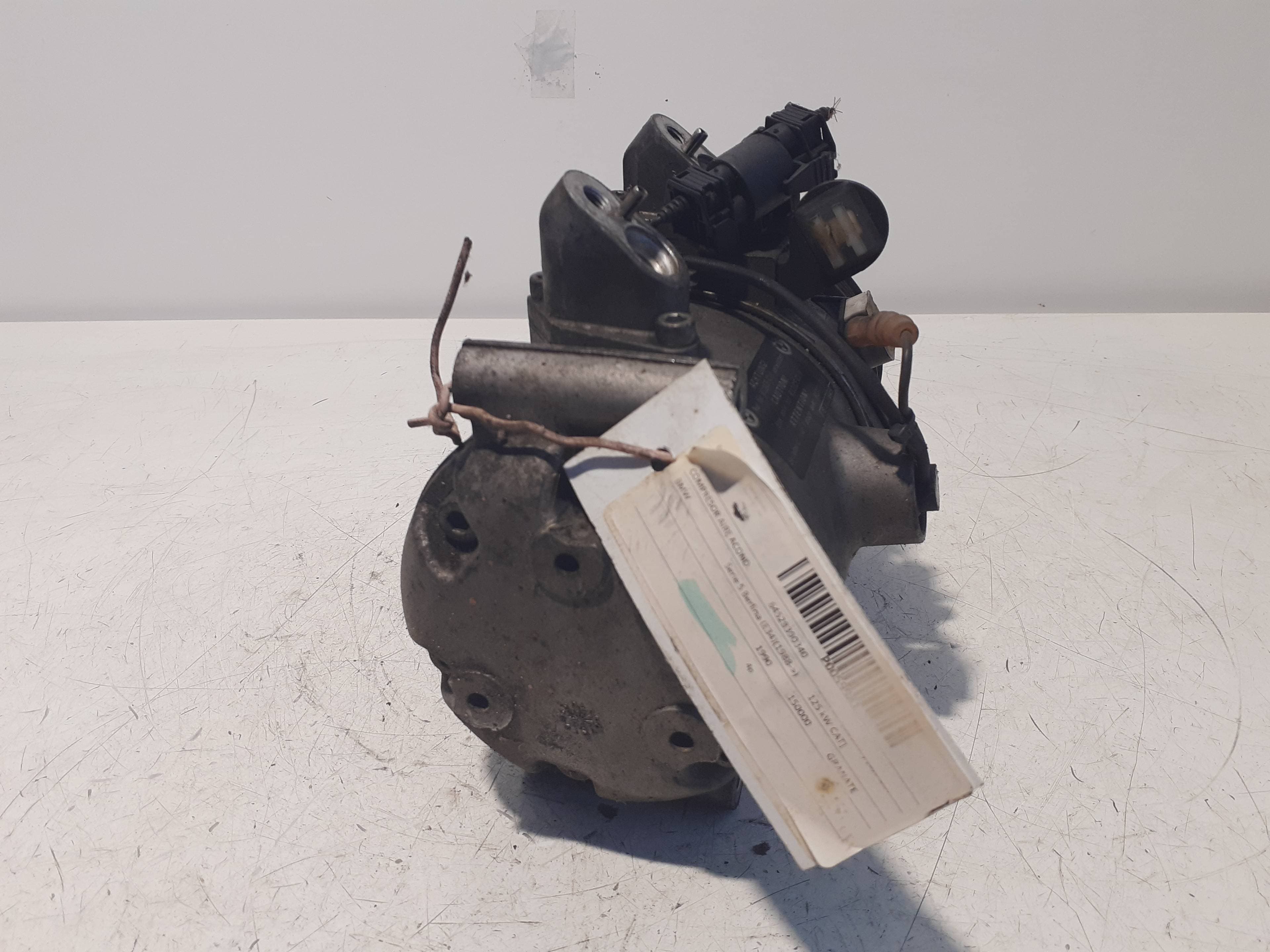Recambio BMW SERIE 5 BERLINA (E34) ref. 64528390340 3