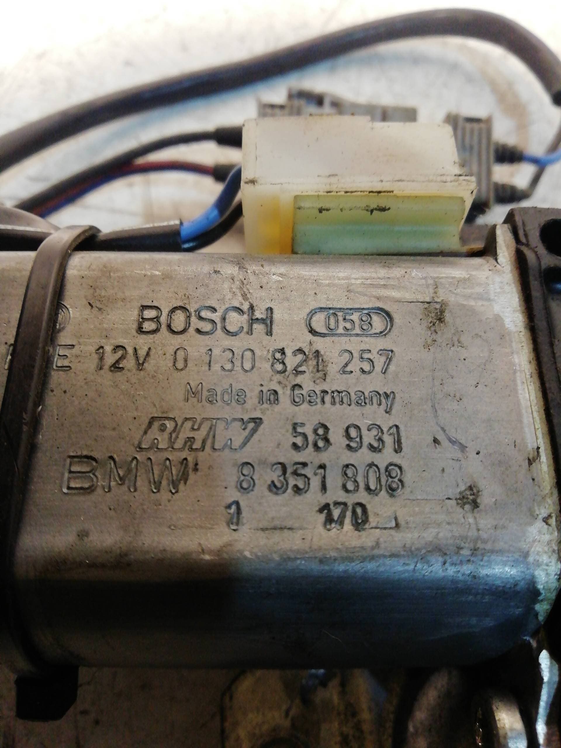 Elevalunas delantero izquierdo BMW SERIE 5 BERLINA (E34) 3