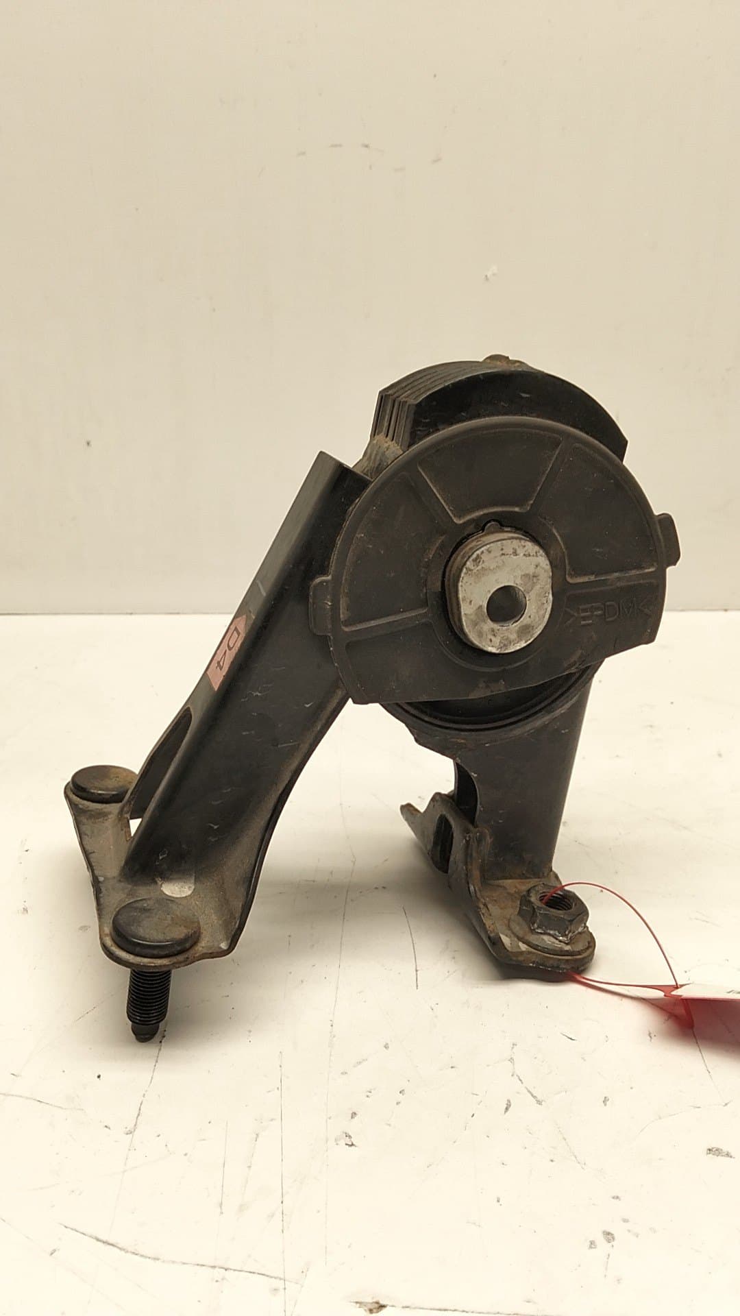 Soporte motor trasero TOYOTA PRIUS (NHW30)