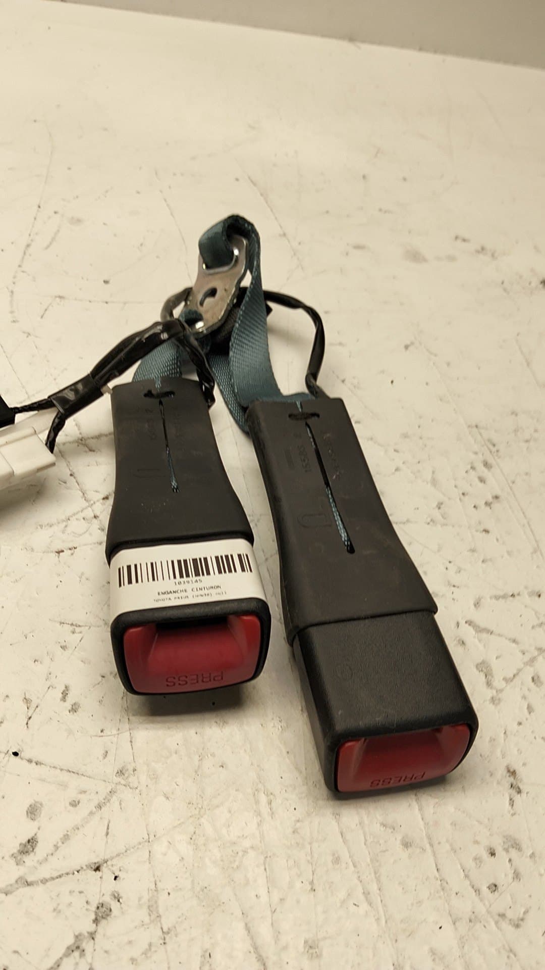 Enganche cinturon TOYOTA PRIUS (NHW30)