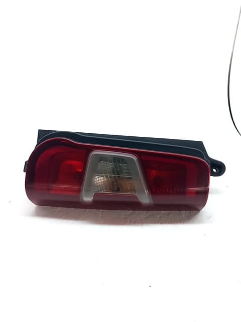 Piloto trasero derecho OPEL COMBO CARGO (E)