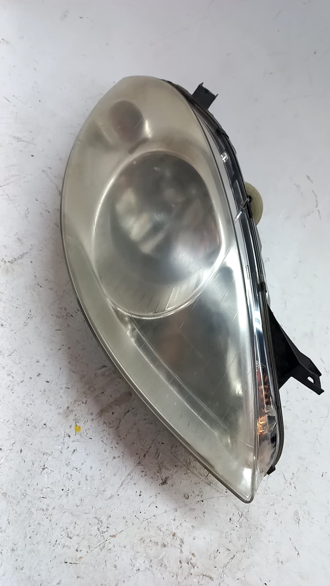 Faro derecho MERCEDES-BENZ CLASE A (W169)