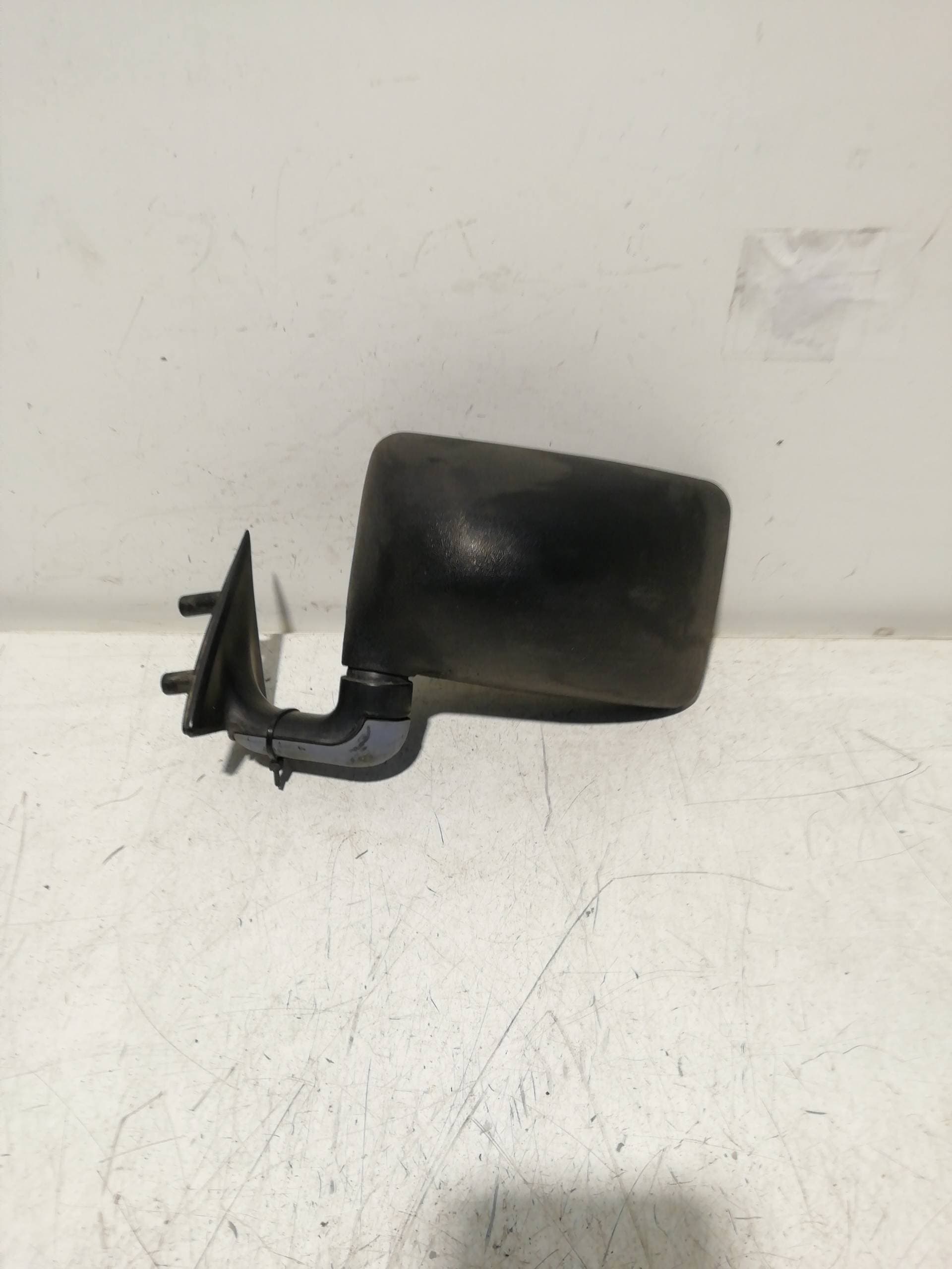 Retrovisor izquierdo VOLKSWAGEN POLO CLASSIC (6V2) 2