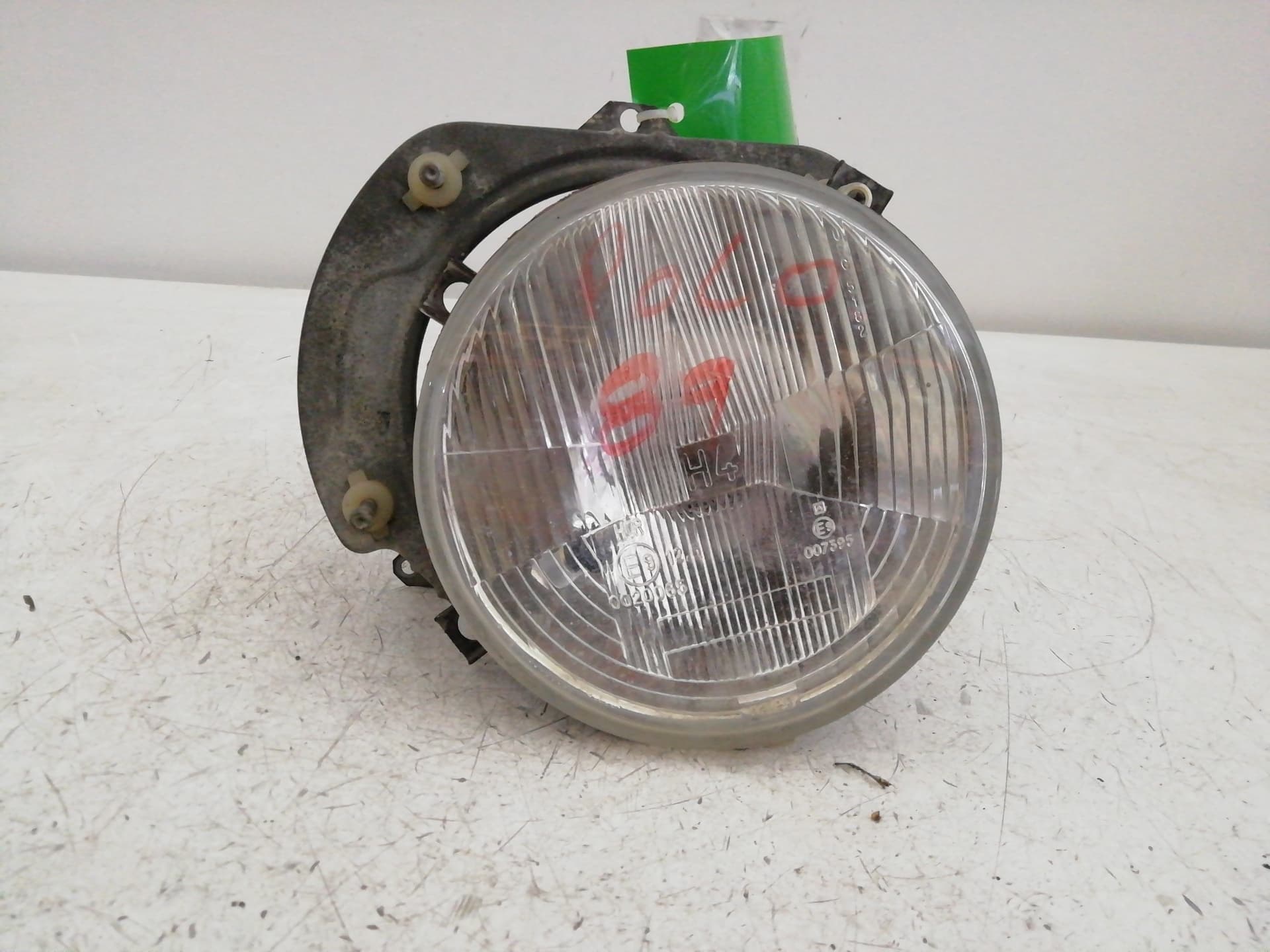 Faro derecho VOLKSWAGEN POLO CLASSIC (6V2)