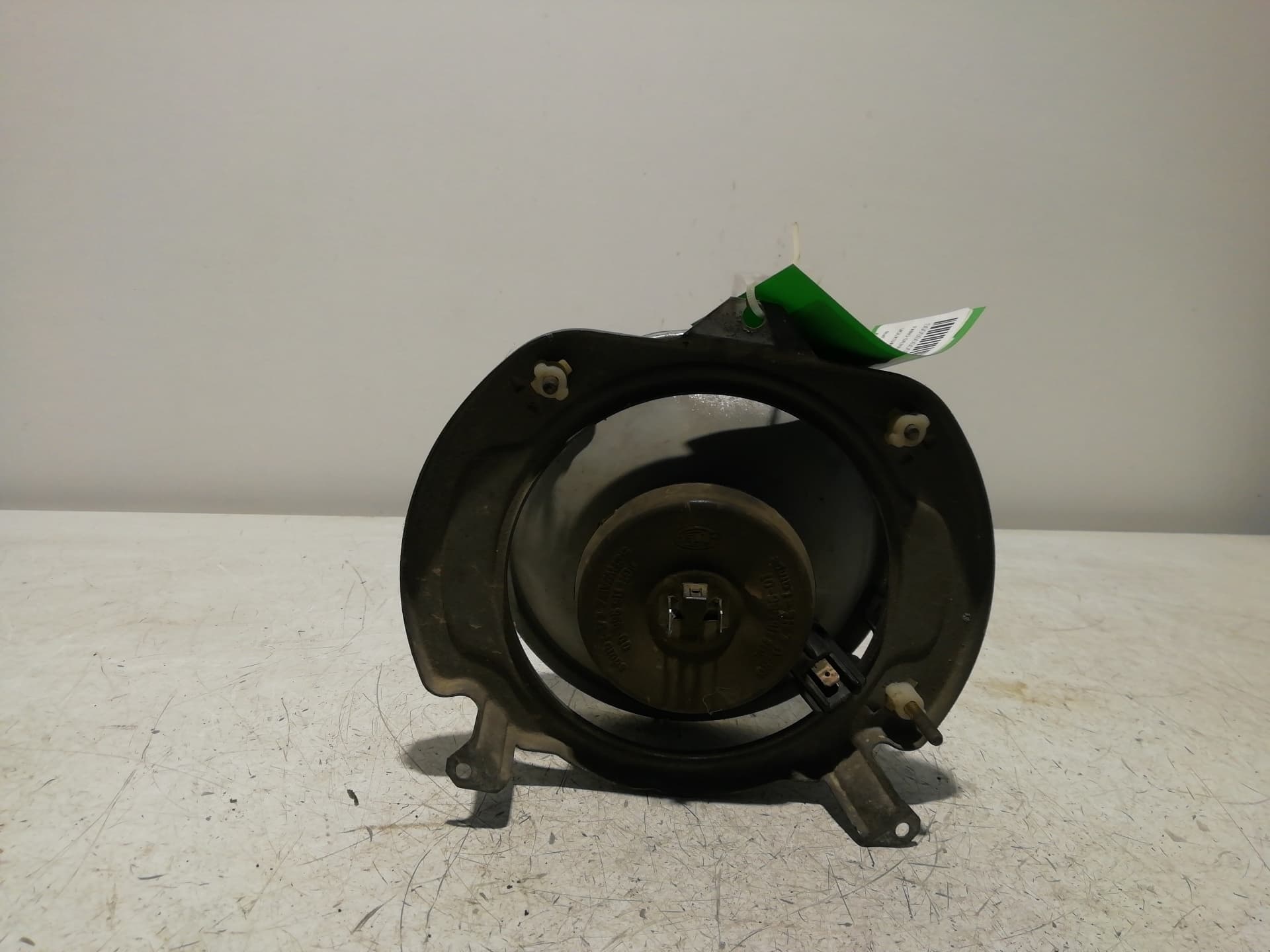 Faro derecho VOLKSWAGEN POLO CLASSIC (6V2) 2