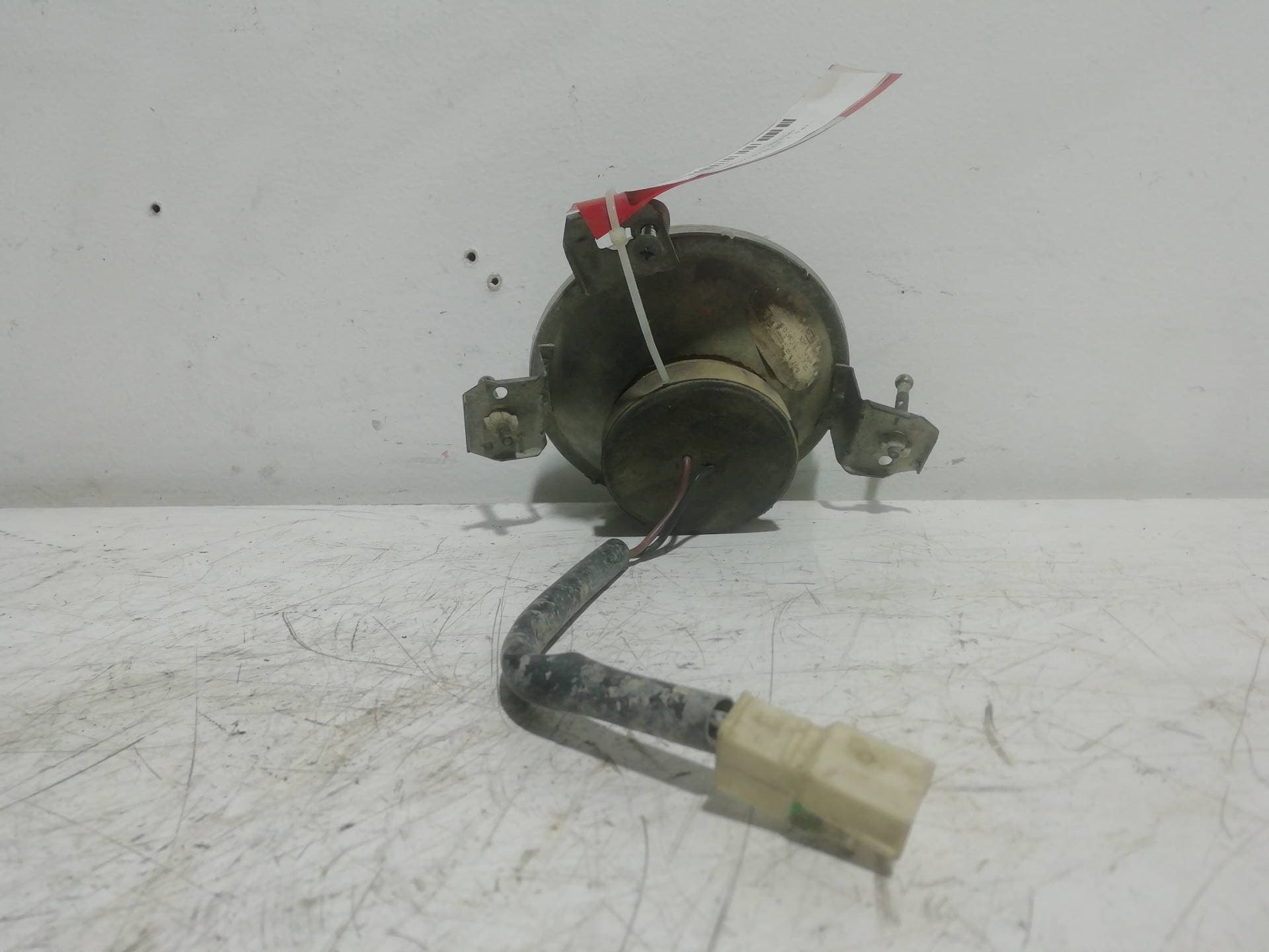 Faro derecho VOLKSWAGEN POLO CLASSIC (6V2) 2