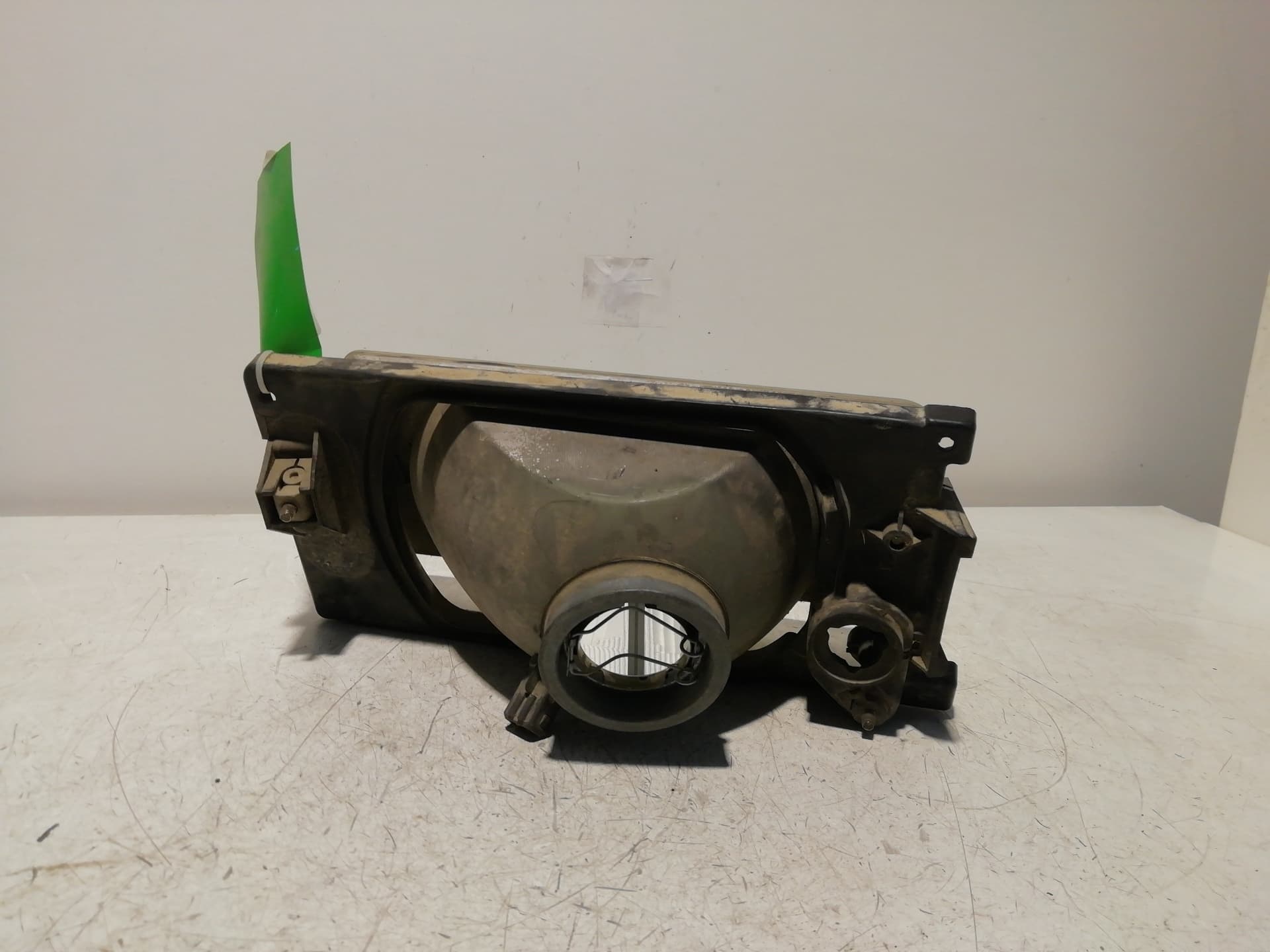 Faro derecho VOLKSWAGEN POLO CLASSIC (6V2) 2