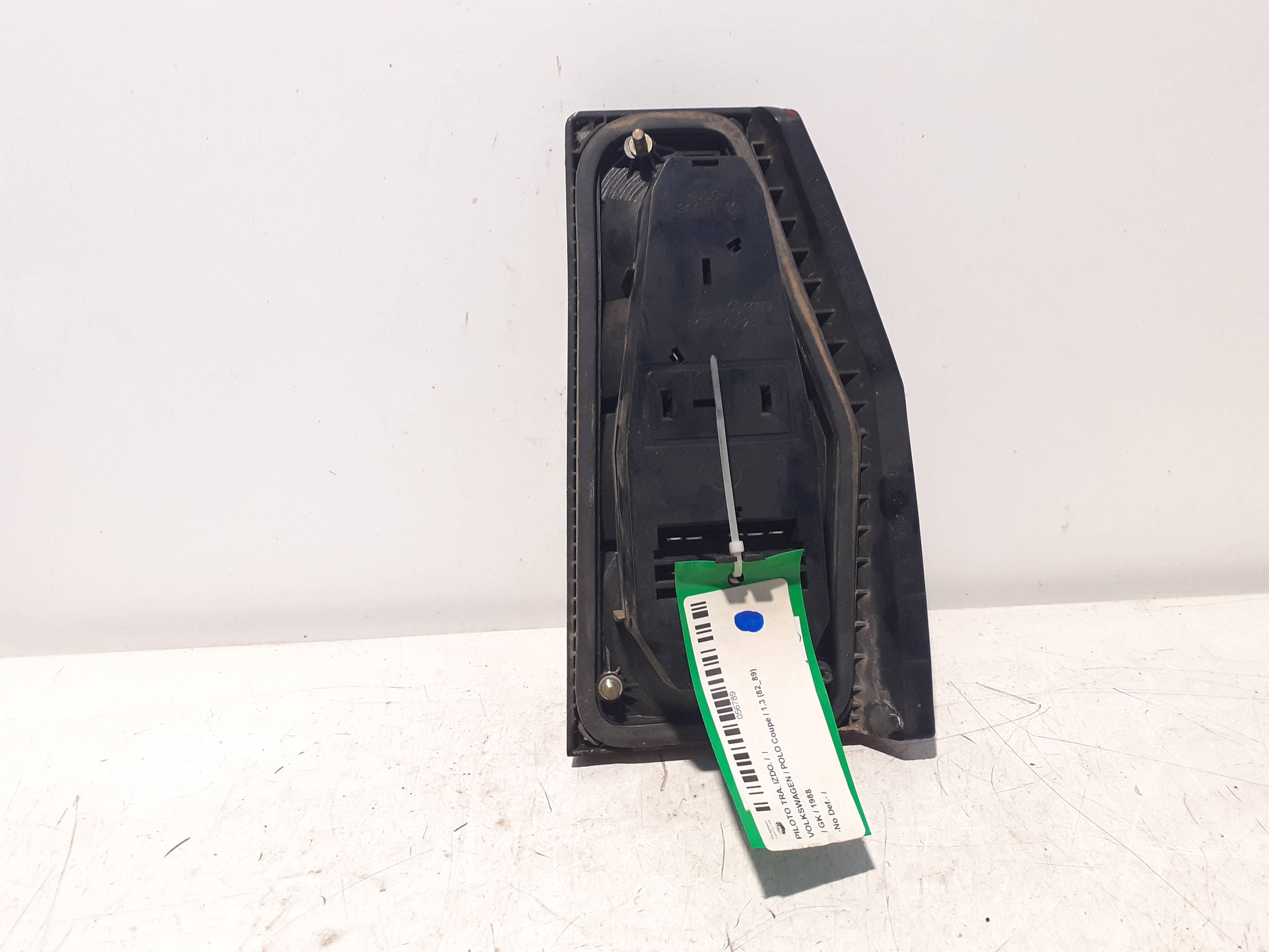 Piloto trasero izquierdo VOLKSWAGEN POLO CLASSIC (6V2) 3