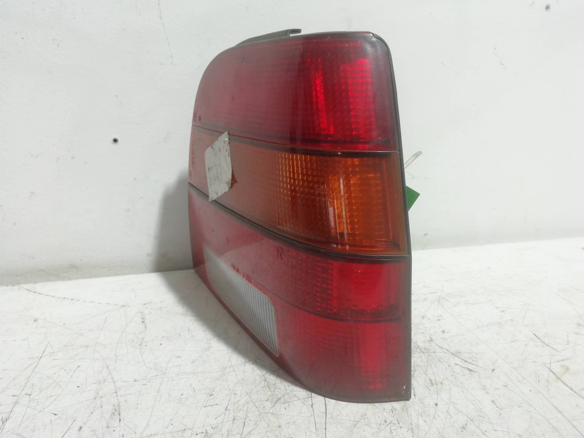 Piloto trasero derecho VOLKSWAGEN POLO CLASSIC (6V2) 3