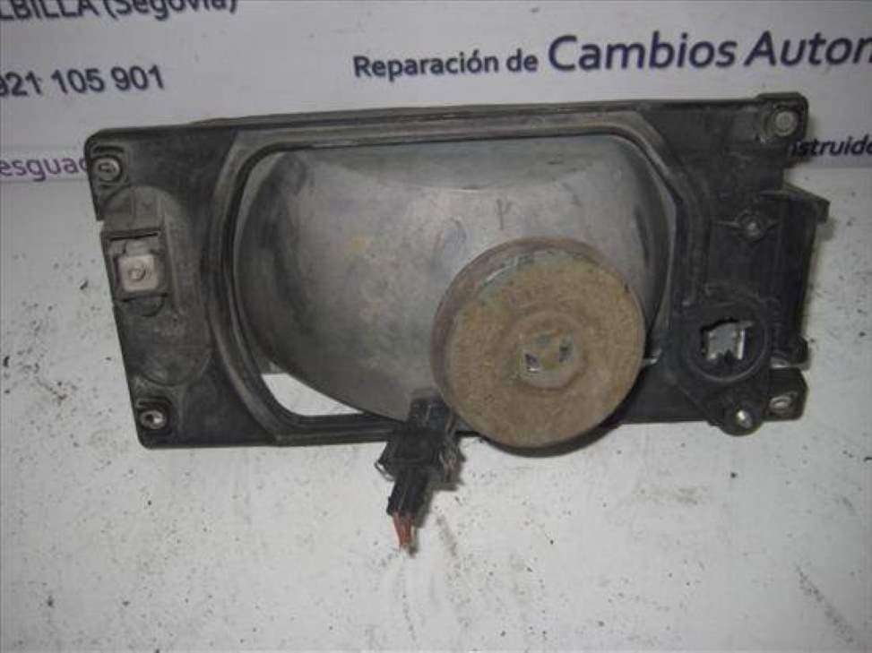 Faro derecho VOLKSWAGEN POLO CLASSIC (6V2) 2