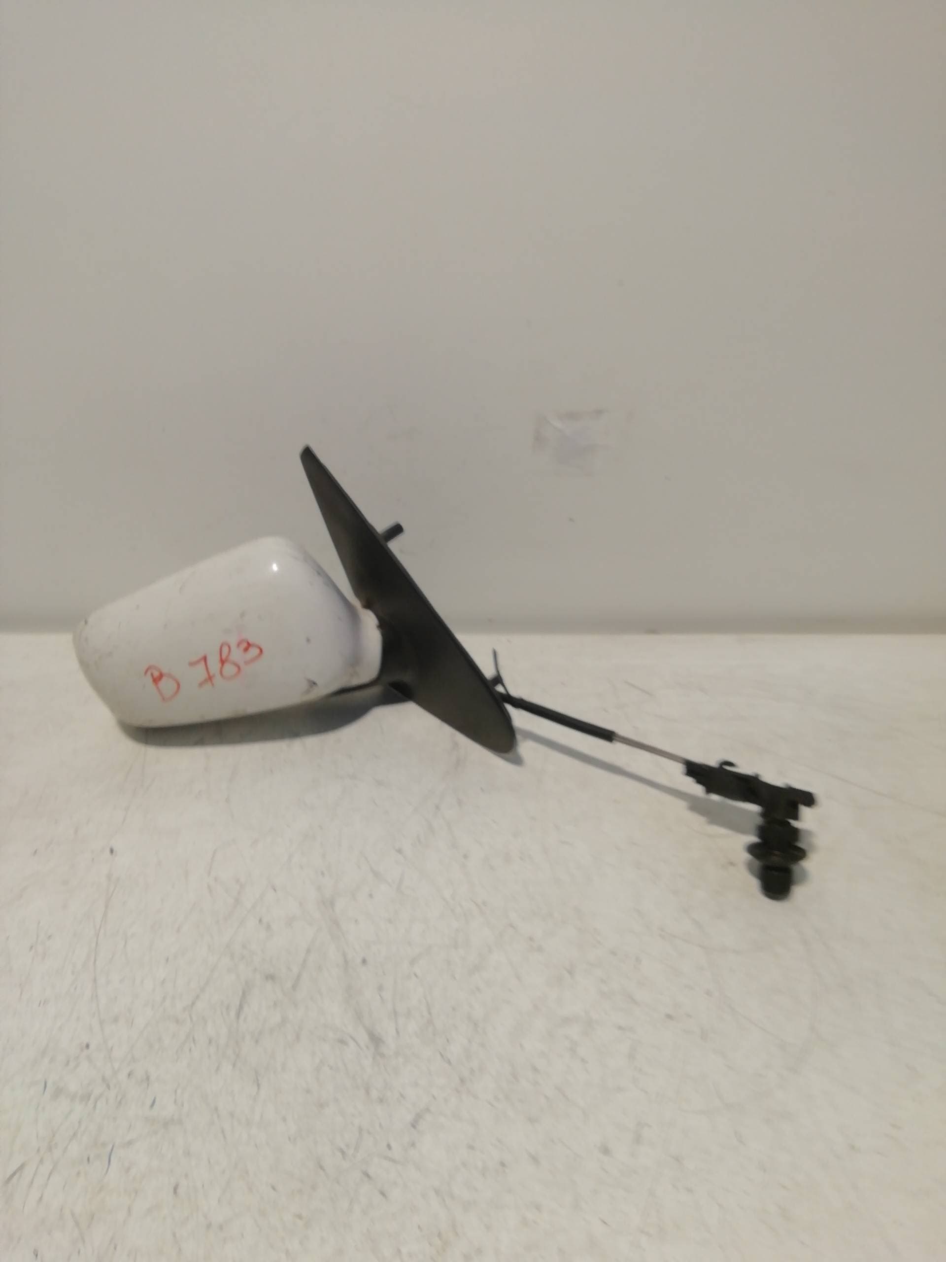 Retrovisor derecho VOLKSWAGEN POLO CLASSIC (6V2) 2