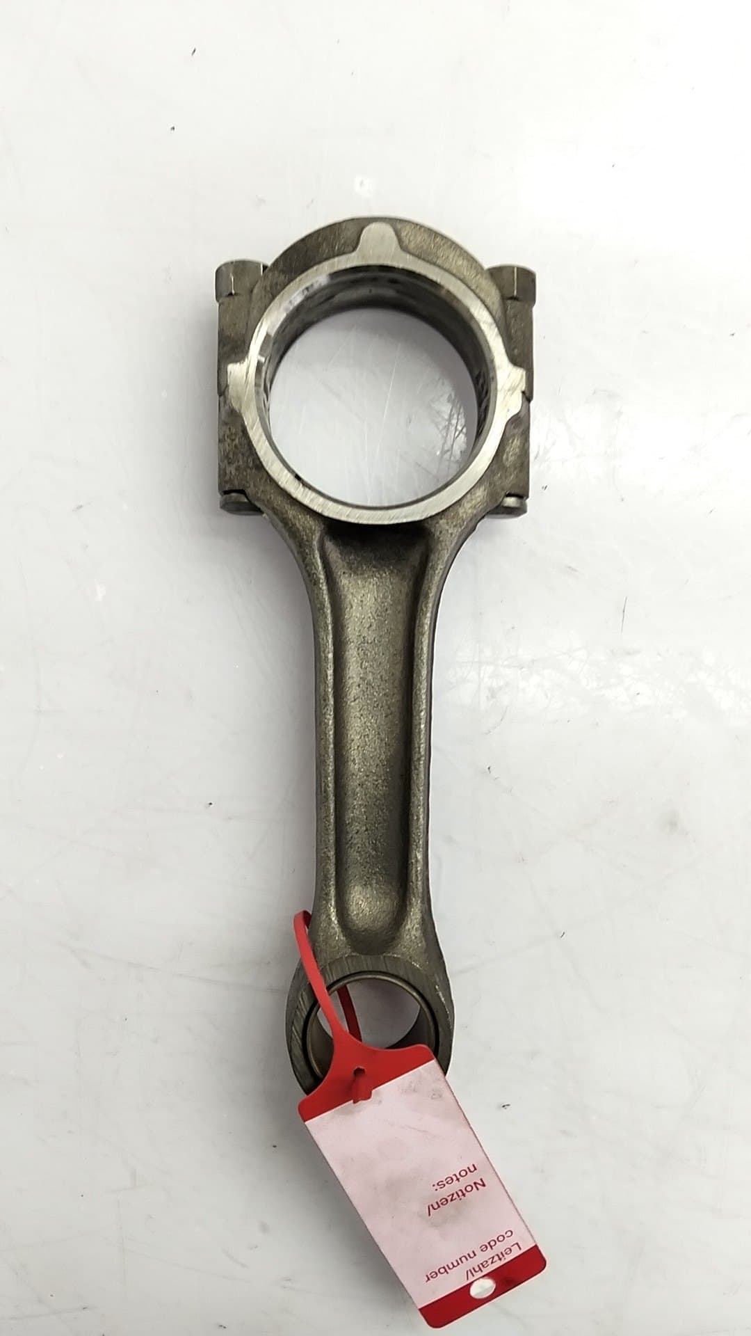 Biela MITSUBISHI MONTERO (L040)