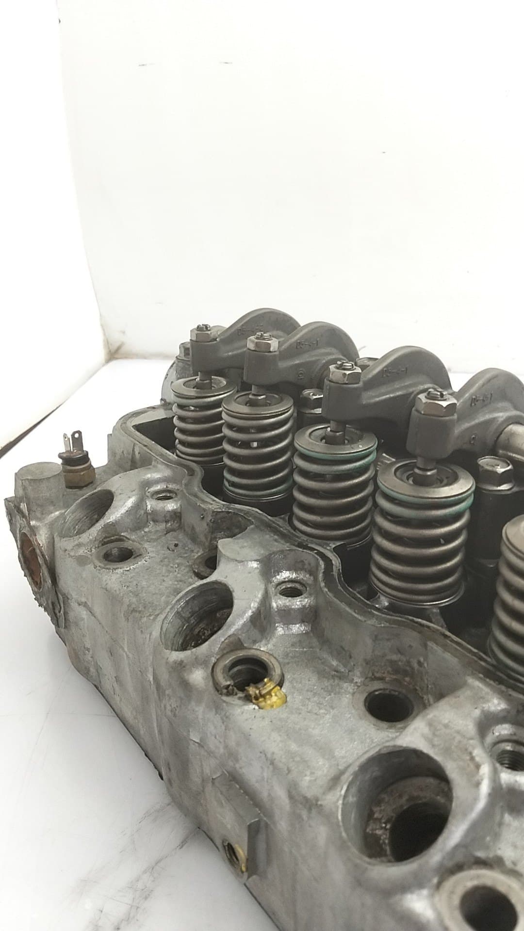 Culata MITSUBISHI MONTERO (L040) 4