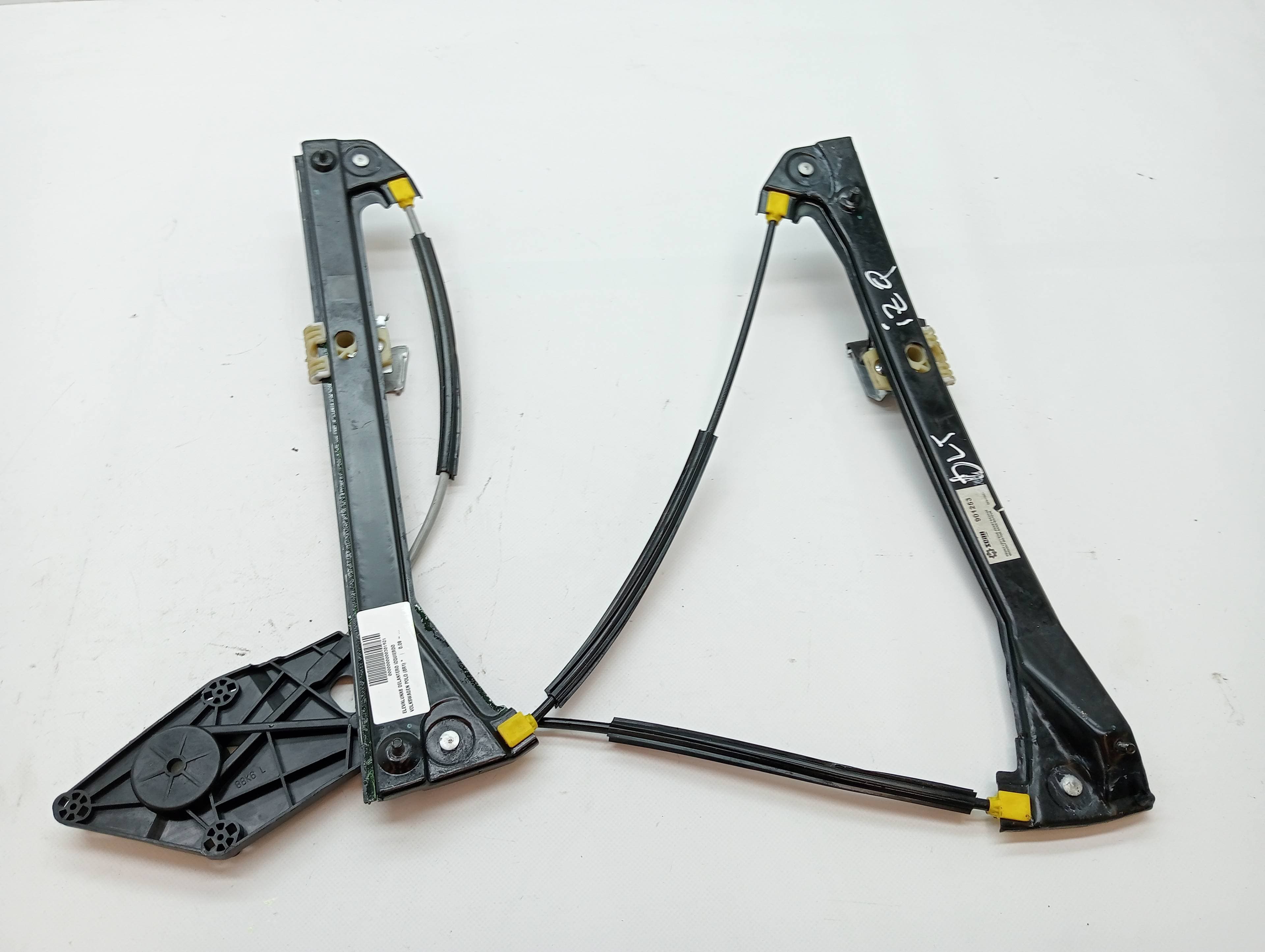 Elevalunas delantero izquierdo VOLKSWAGEN POLO (6R1)